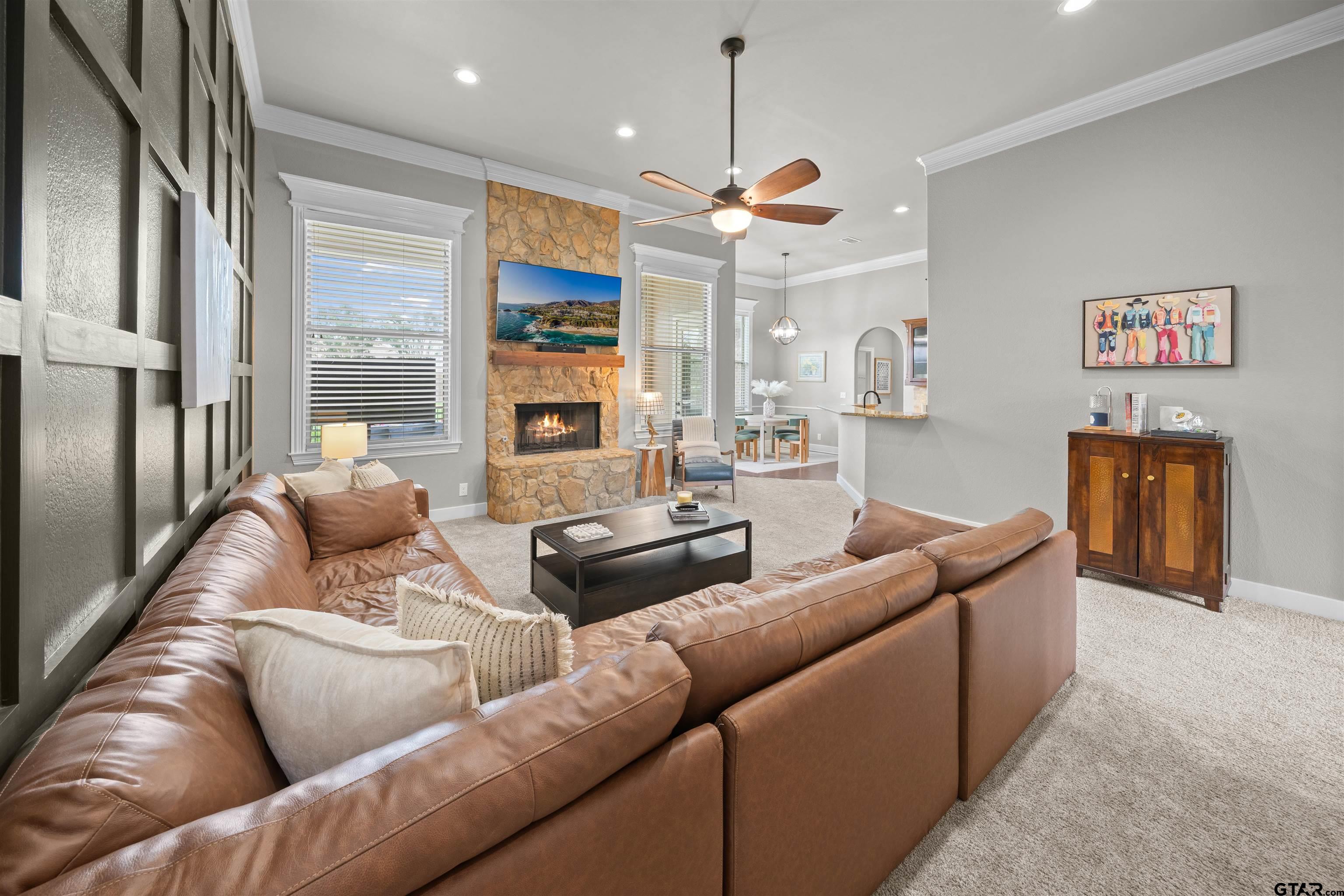 301 Zambezi Ln
