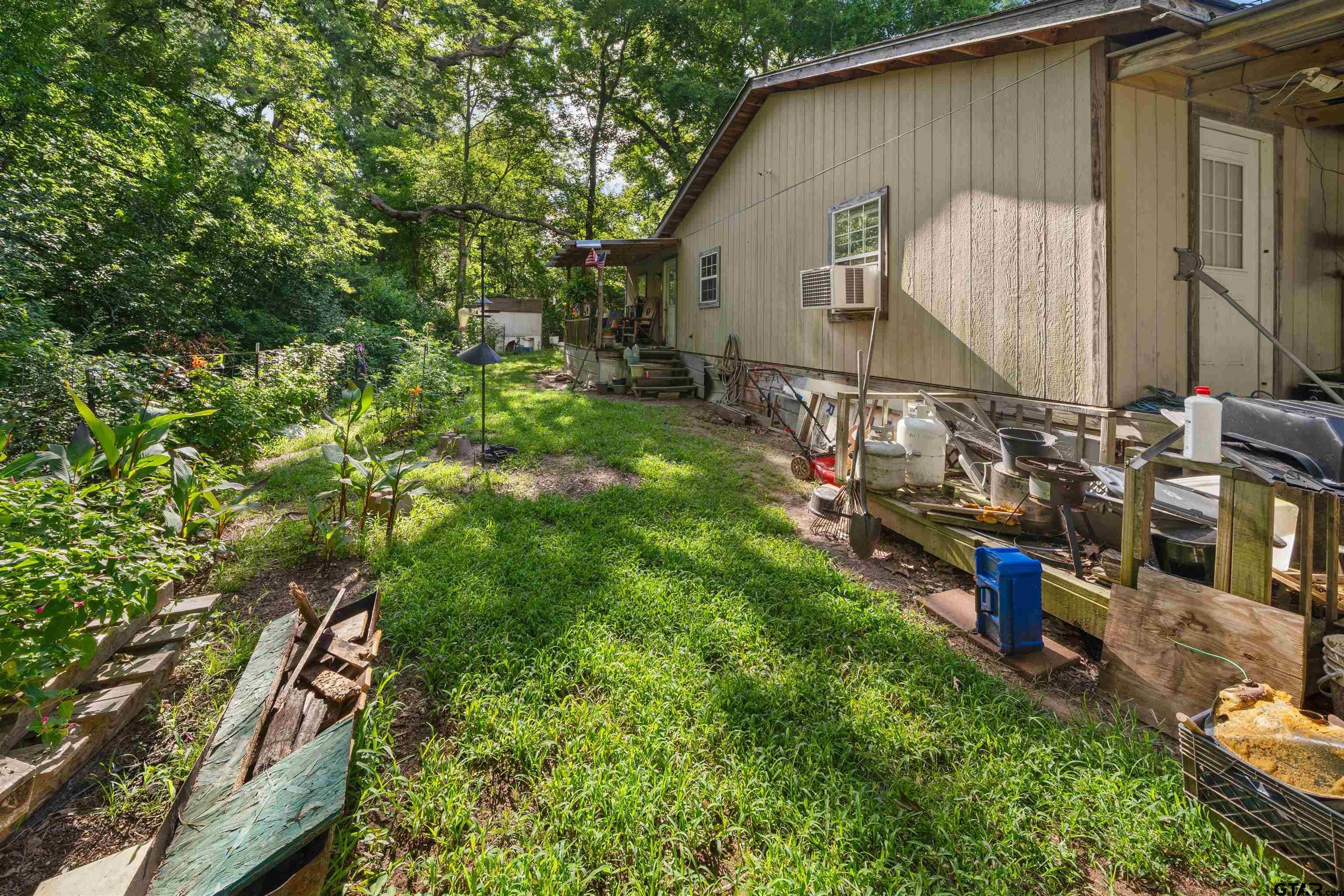 2909 Laura Lee Ln
