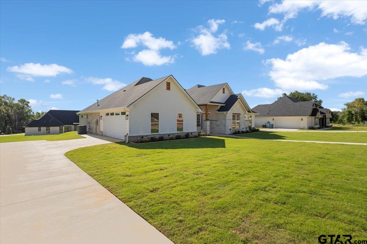17265 Woodcrest Circle