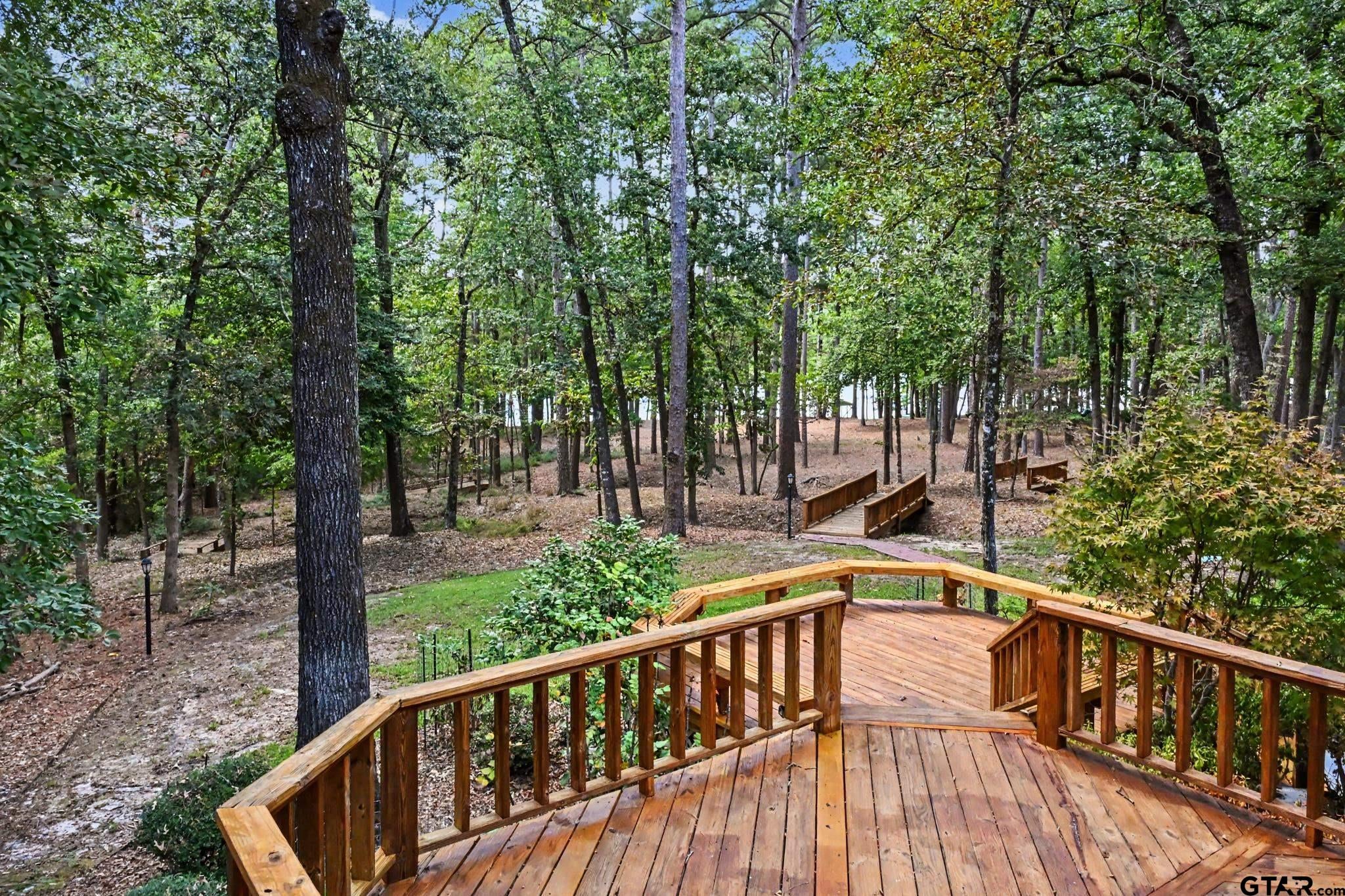 195 Brazos Bend