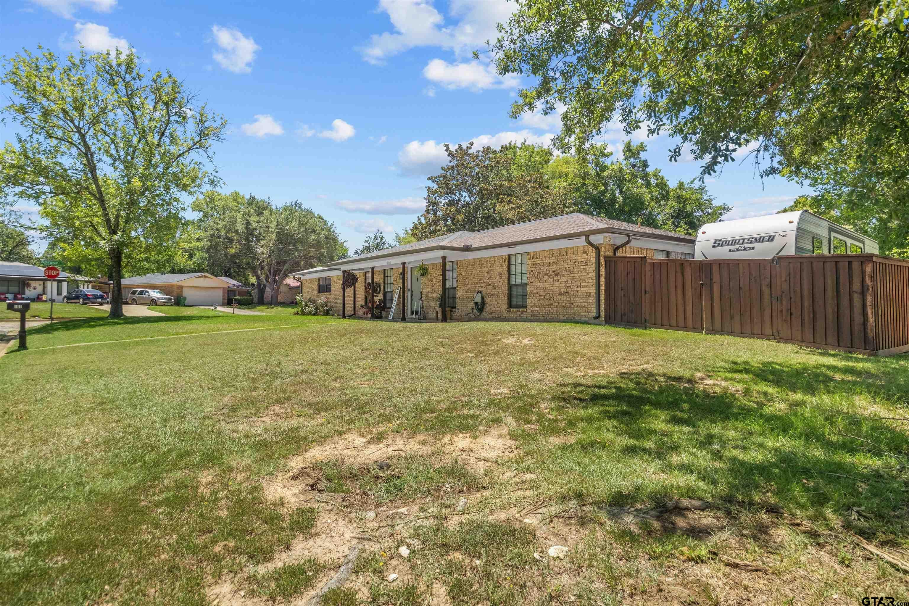 101 Juniper Dr