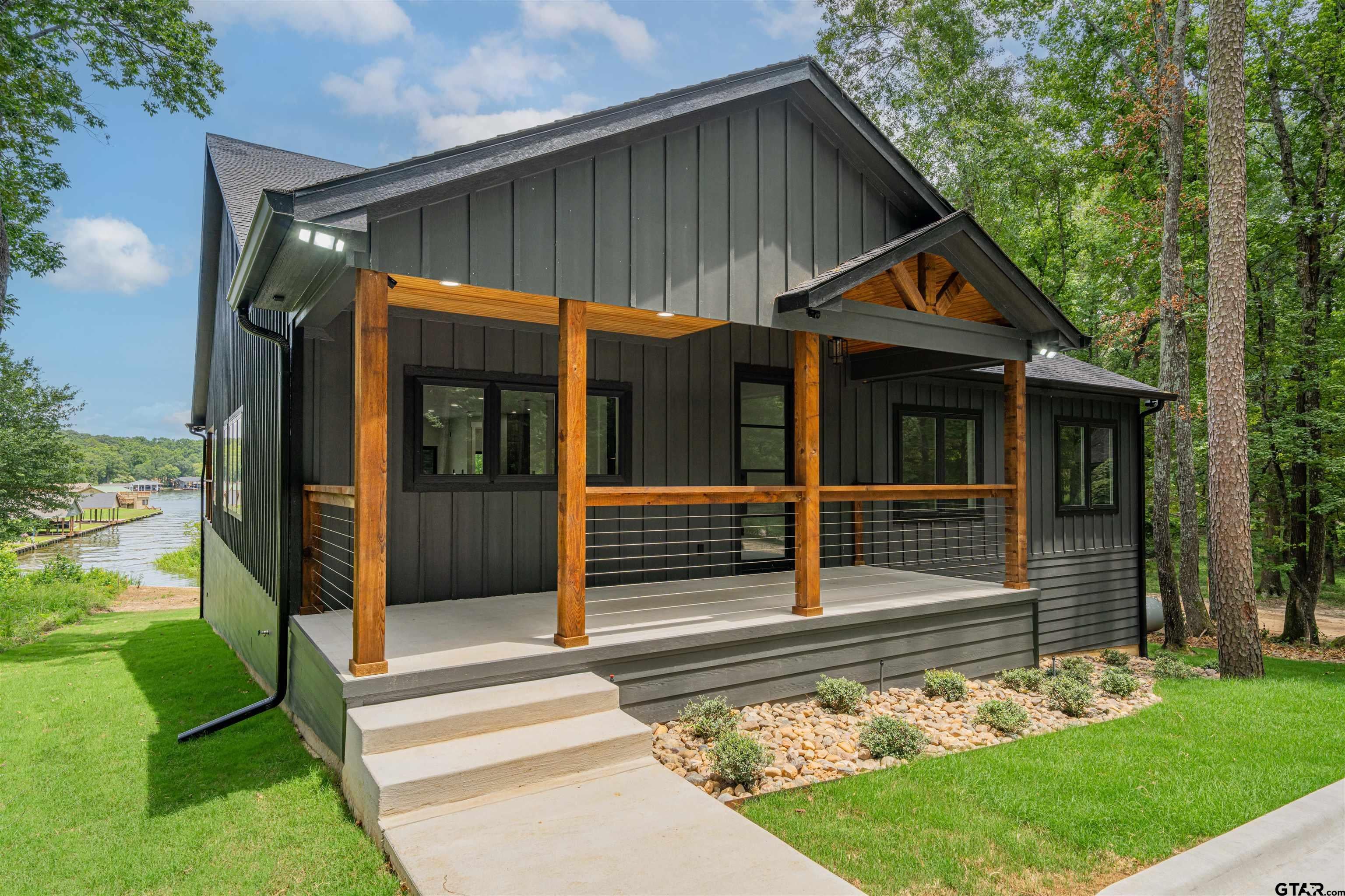 287 Naus Dr