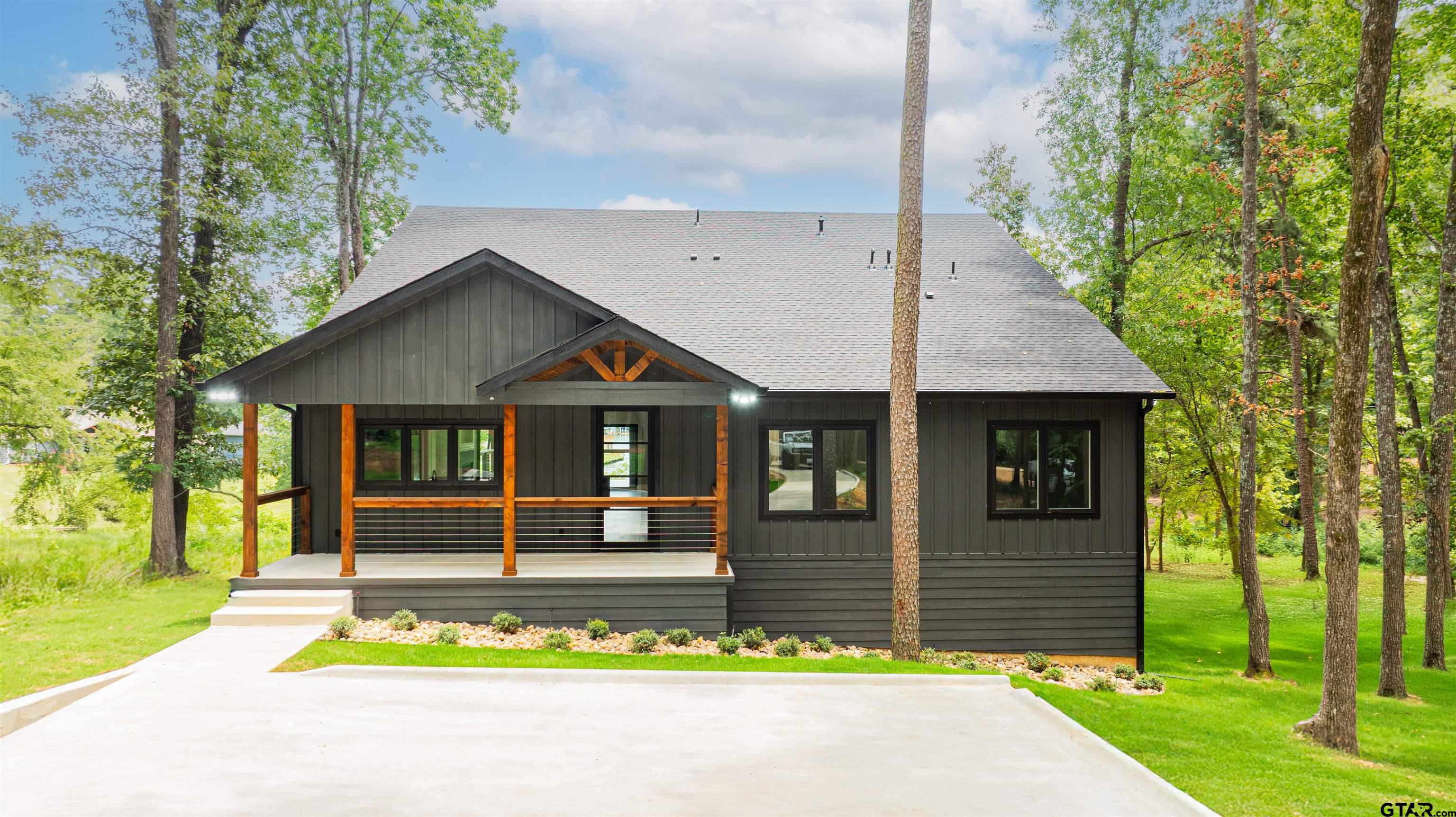 287 Naus Dr