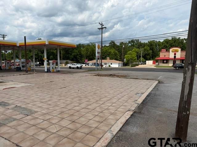 411 HWY 110 N