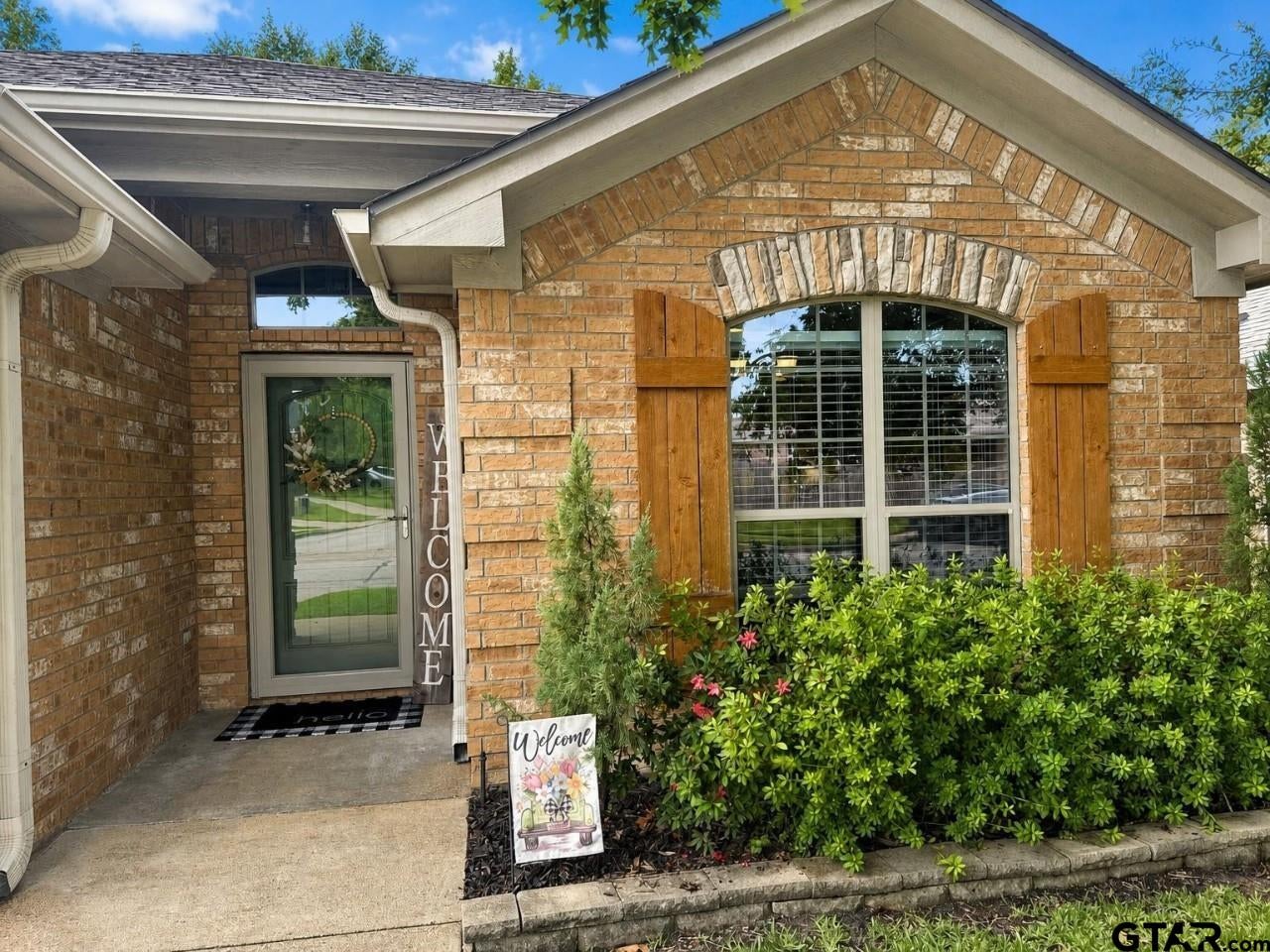 2551 Lazy Acres