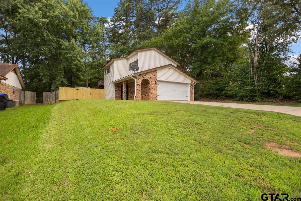 1210 Chad St