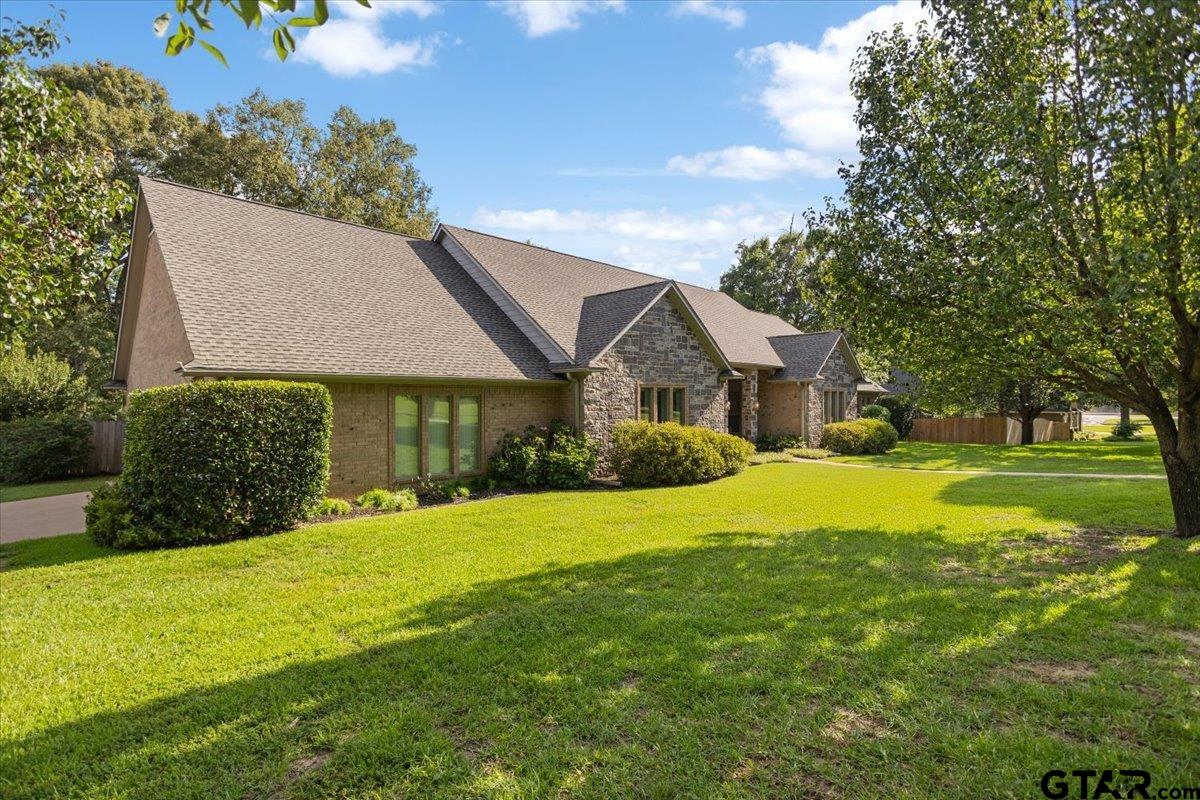 11831 Smallwood