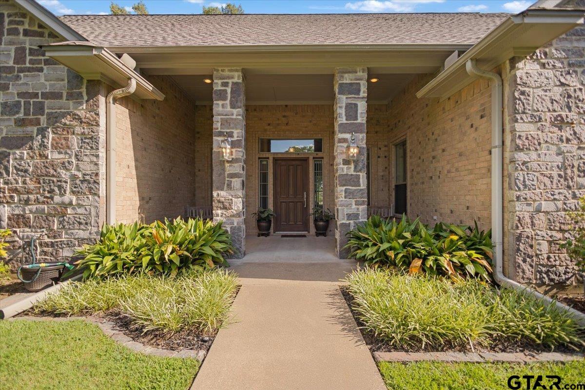11831 Smallwood