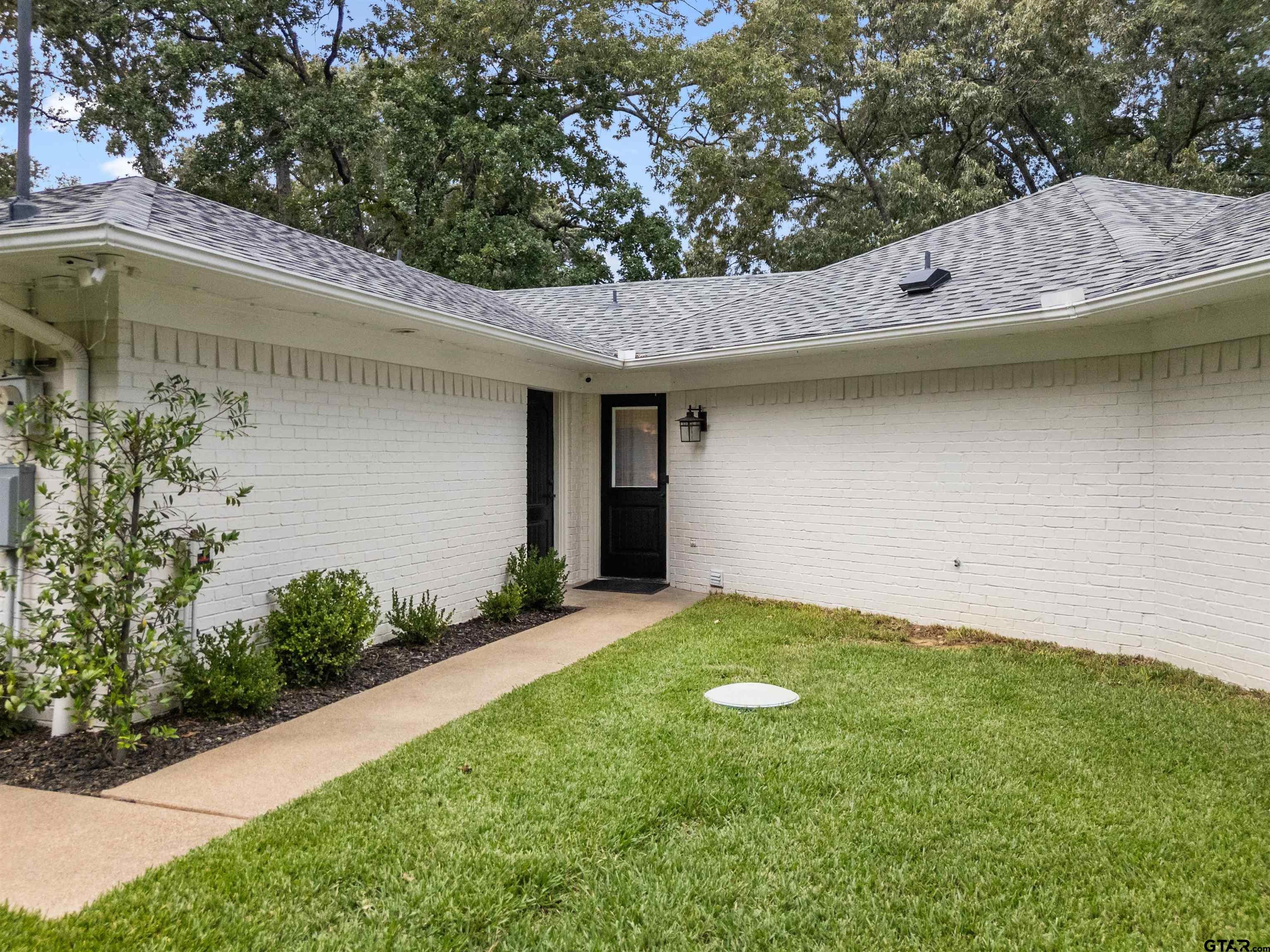 13235 Peninsula Rd.