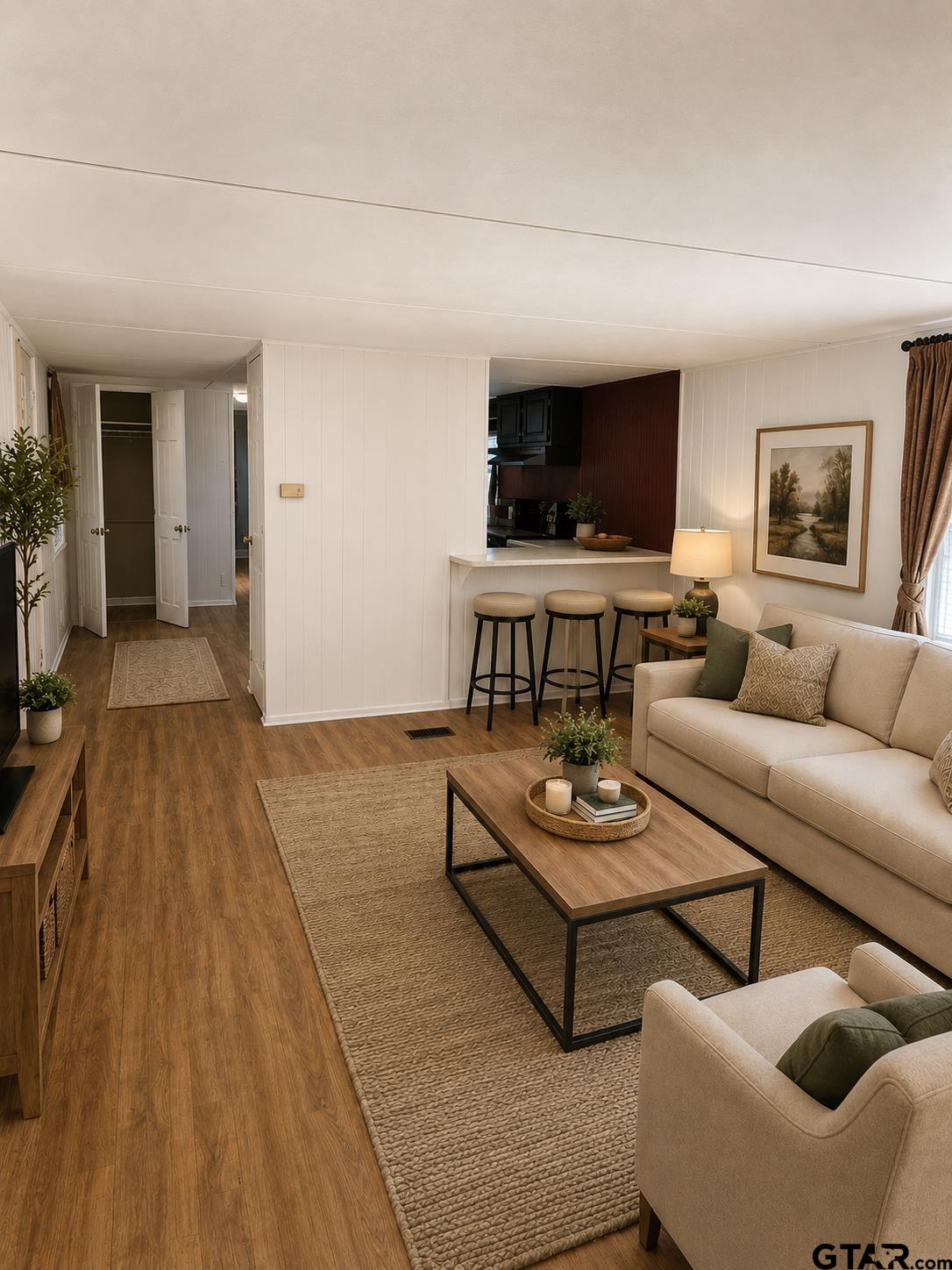 101 Knotty Pine