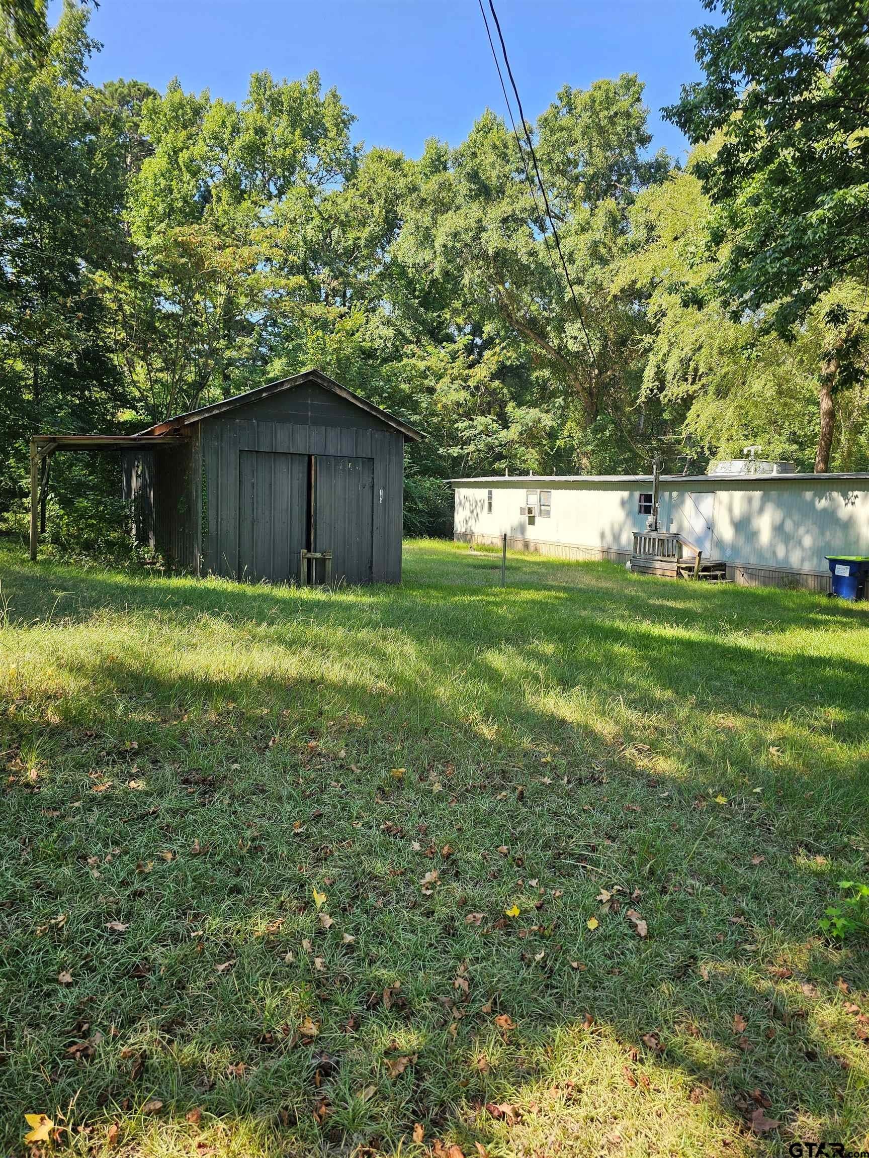 101 Knotty Pine