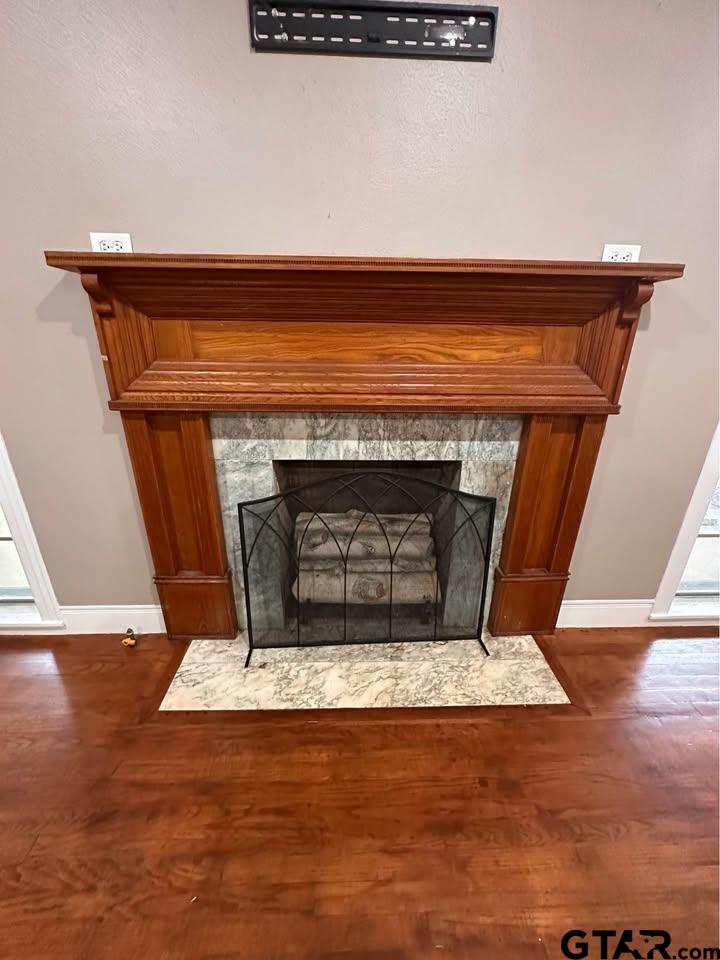 963 S Marcus St. (US Hwy 69)