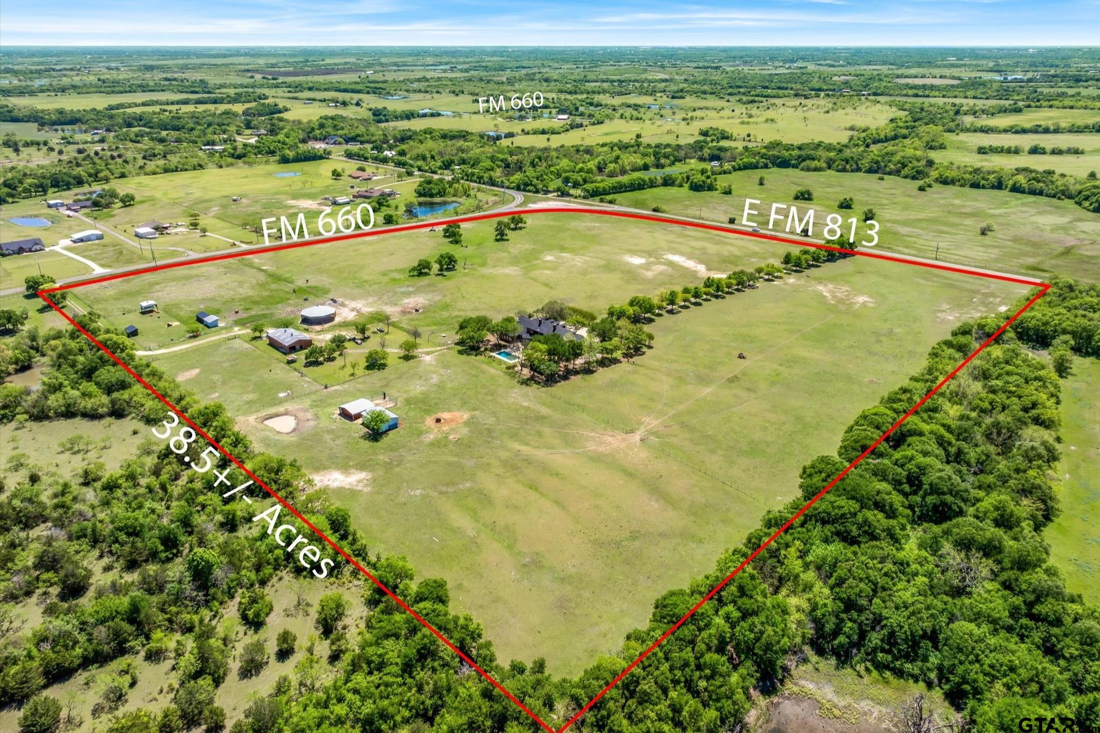 2201 E Fm 813, Ennis, TX, 75119, USA, 5 Bedrooms Bedrooms, ,6 BathroomsBathrooms,Residential,Active,2201 E Fm 813,26006372