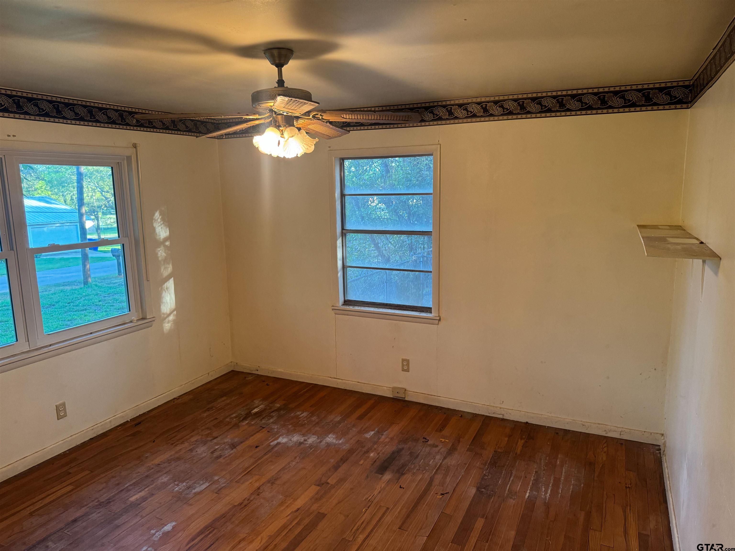 201 Hussey Circle