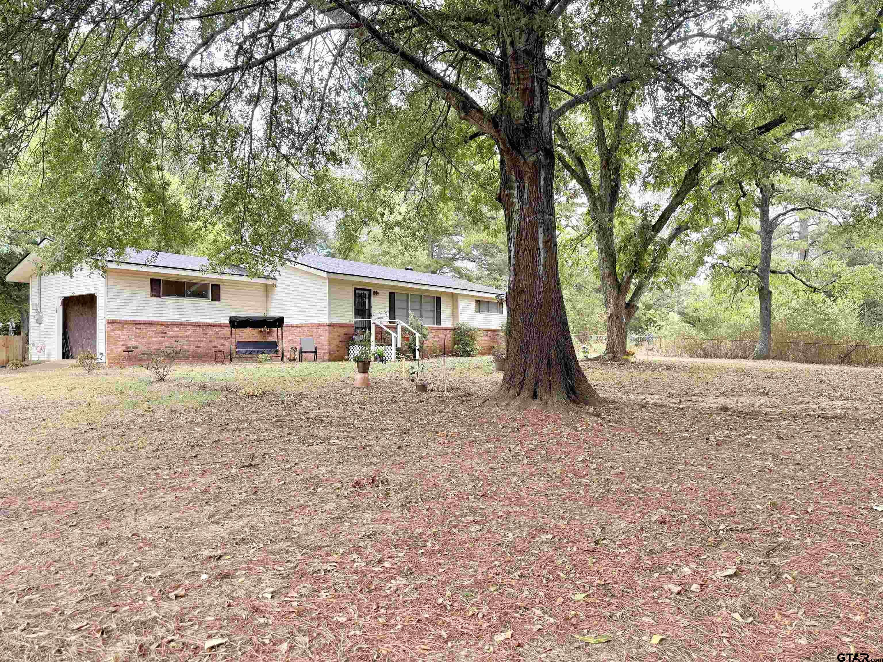 118 Echo Ln