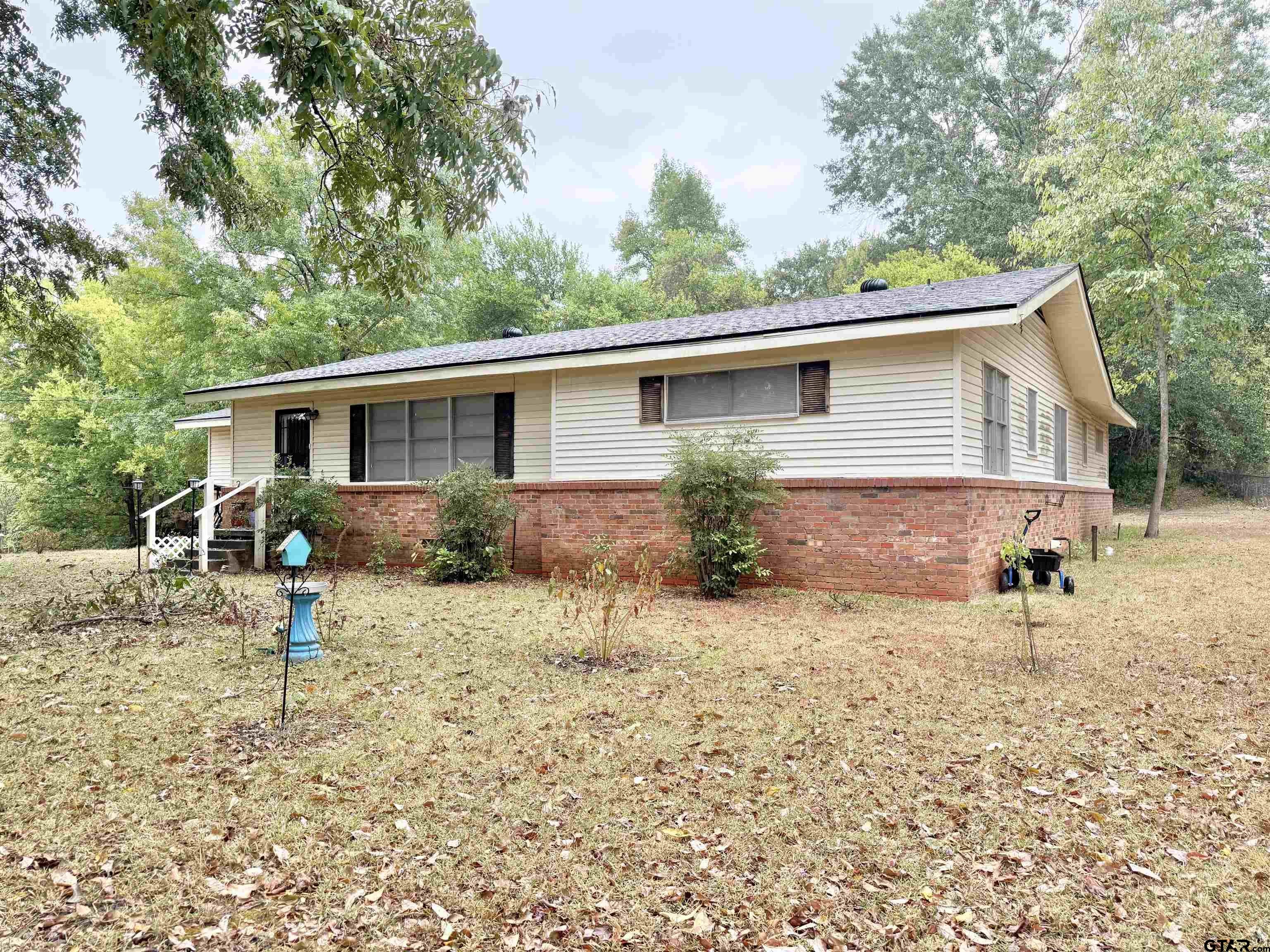 118 Echo Ln