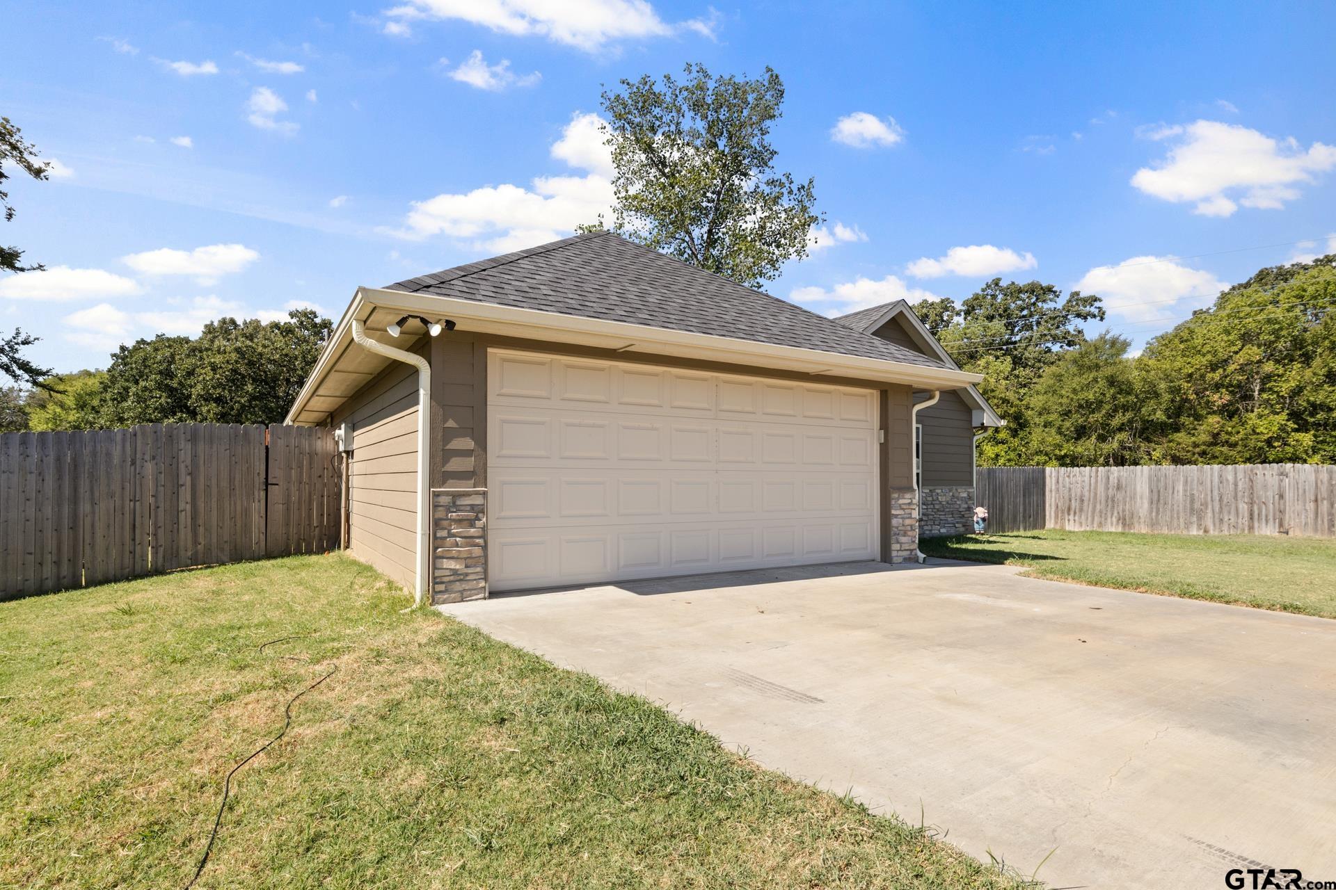 114 Oliver Wendell Ct