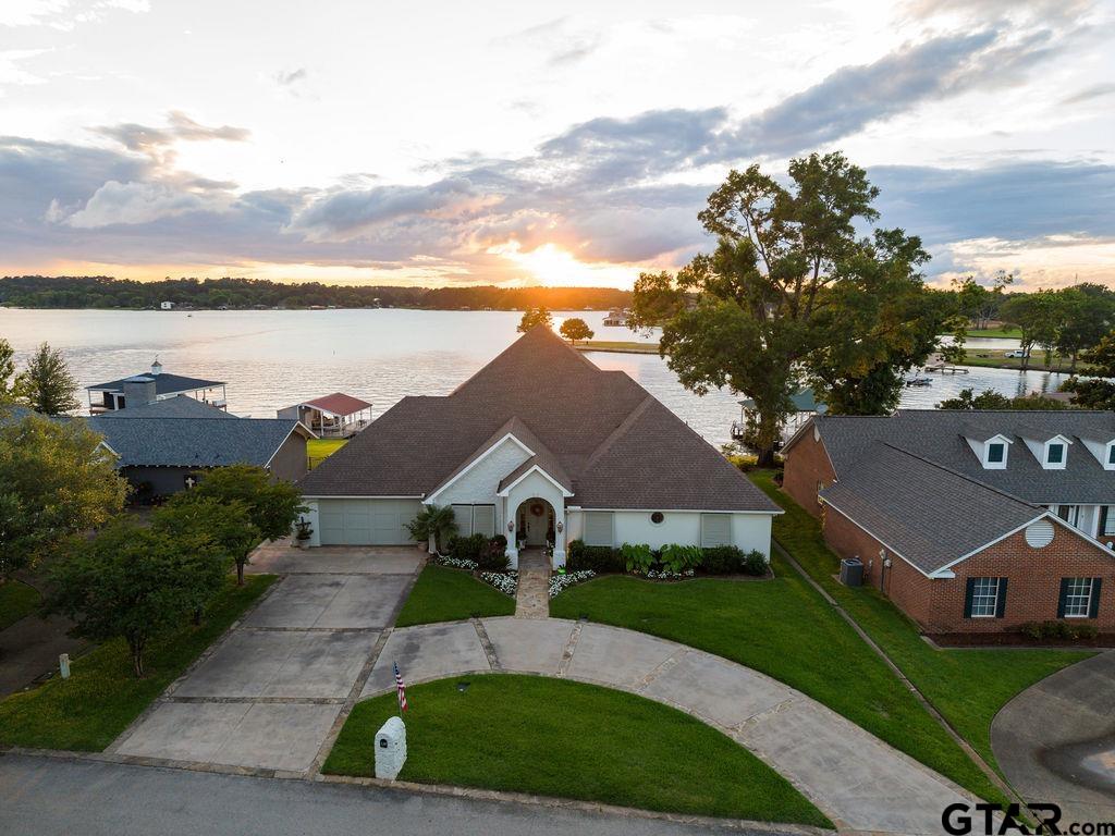 120 Marina Dr