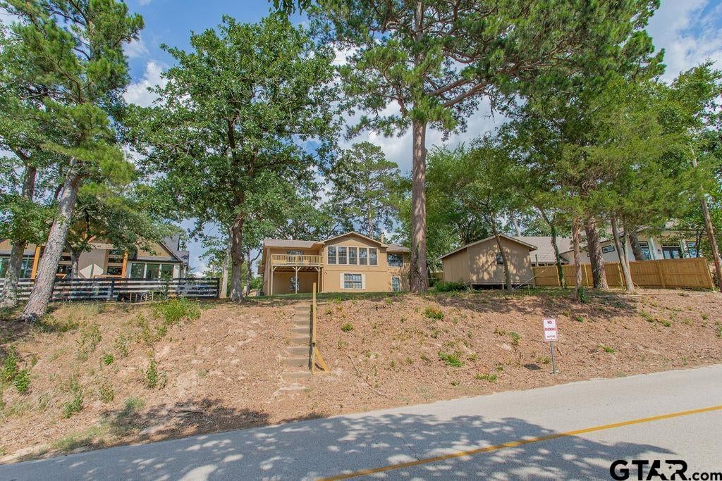304 Harmony Lane