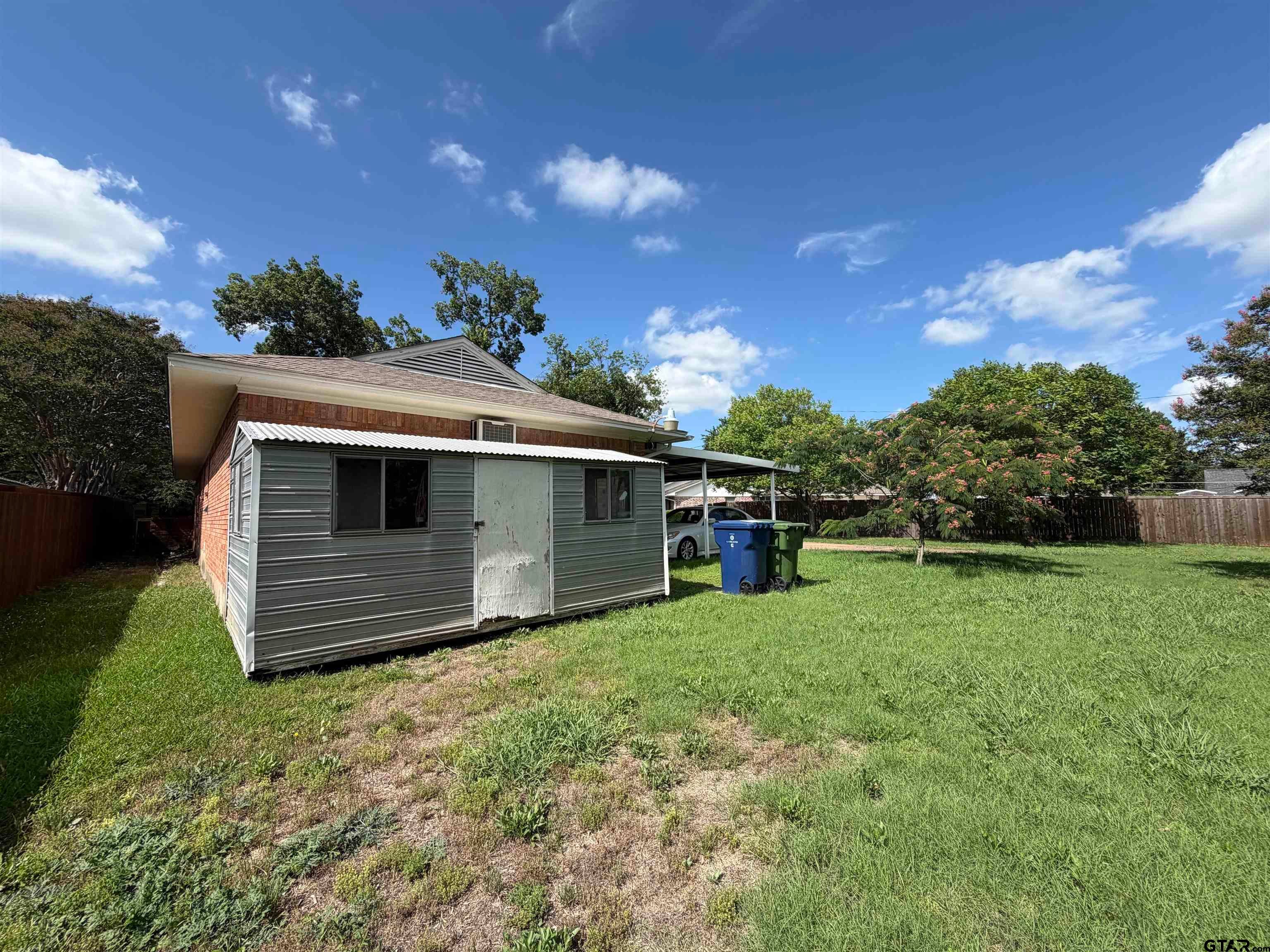 2204 Newgate Dr