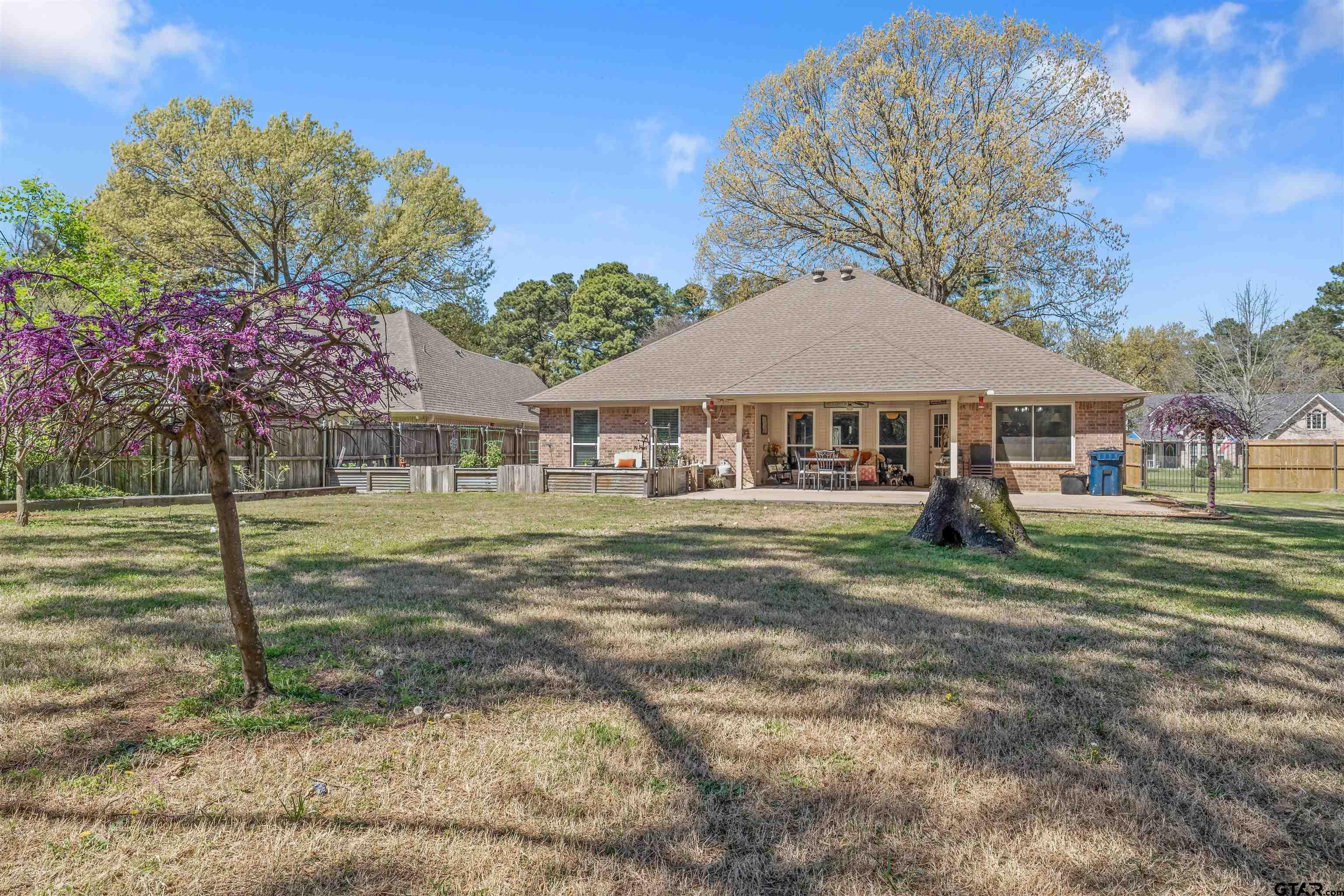 21105 Altuda Ln