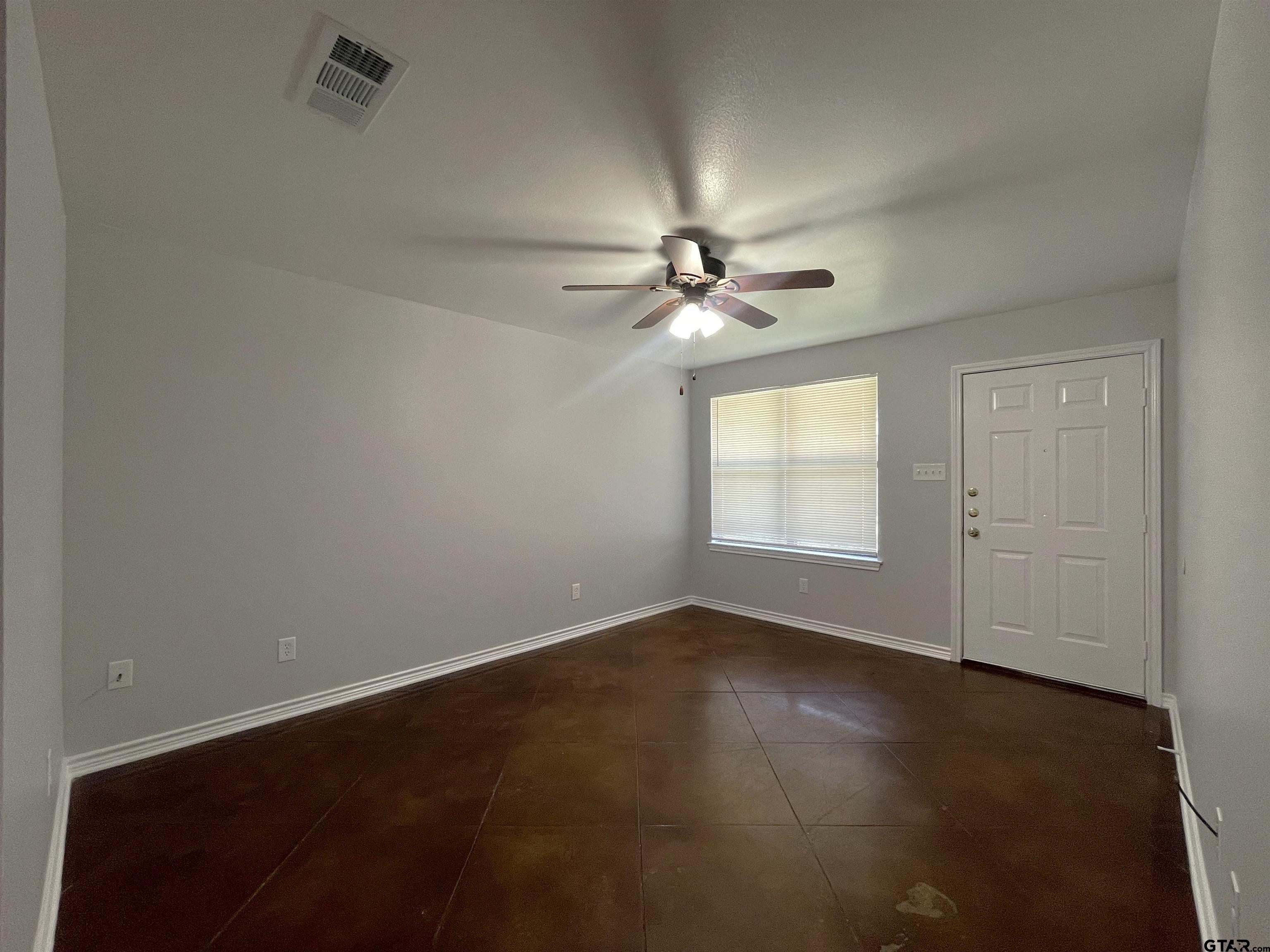 203 Memory Ln. #C