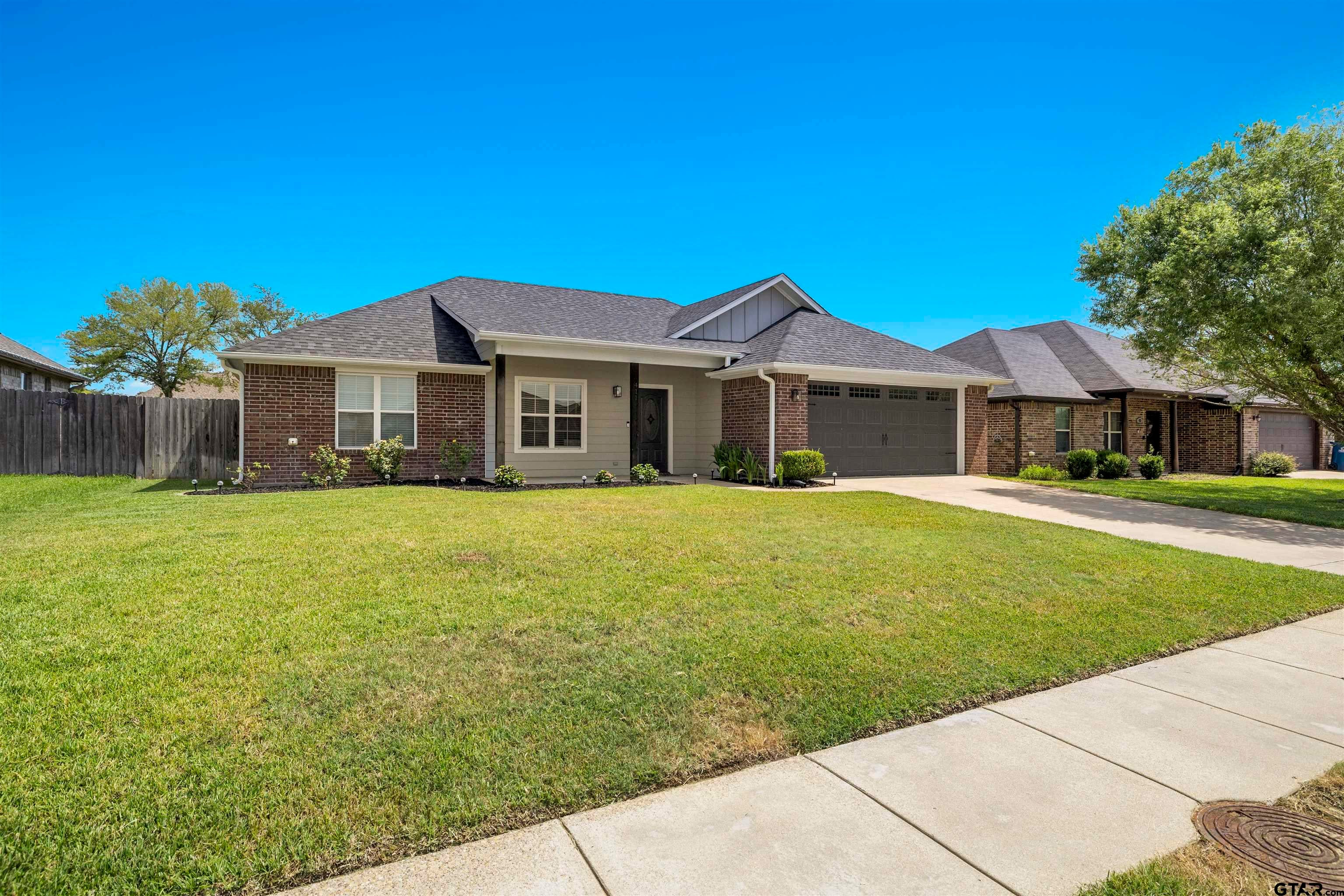 411 Harrell