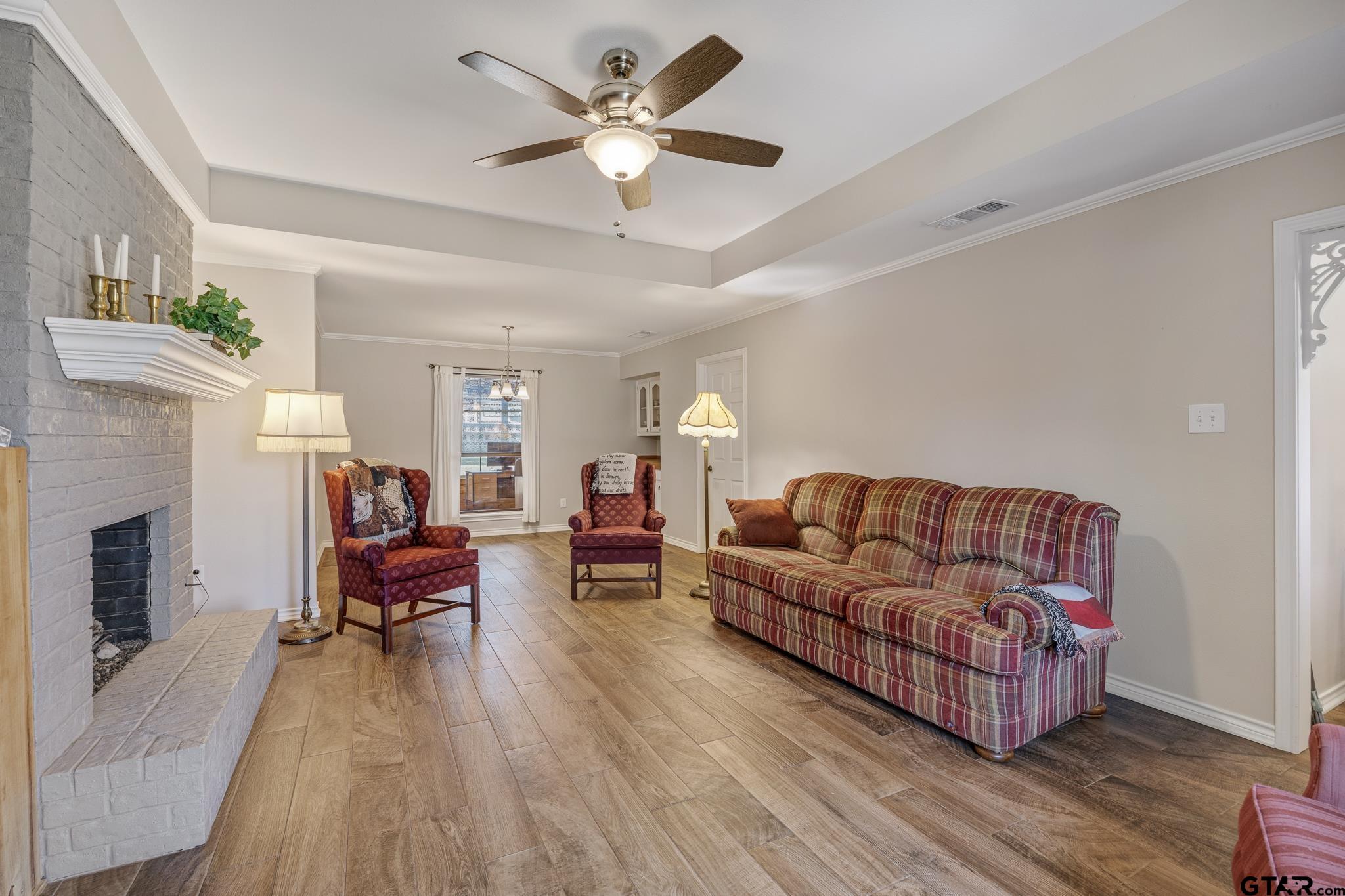 10785 Harvestwood