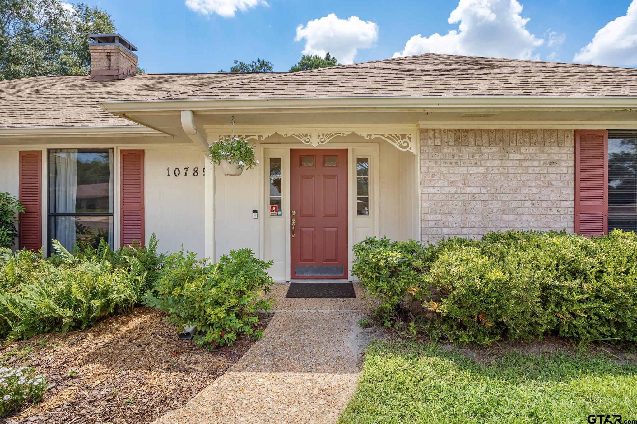 10785 Harvestwood
