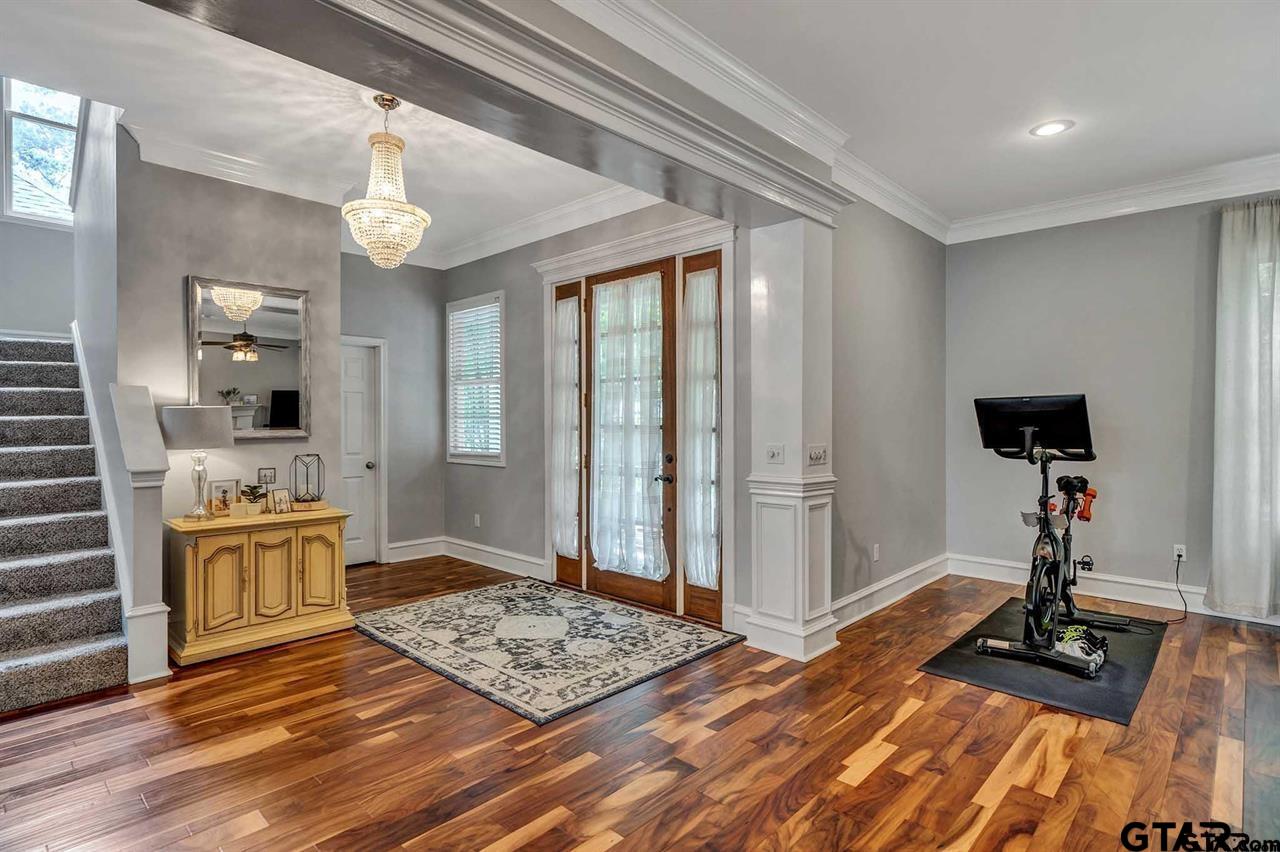 3934 Hanover Pl