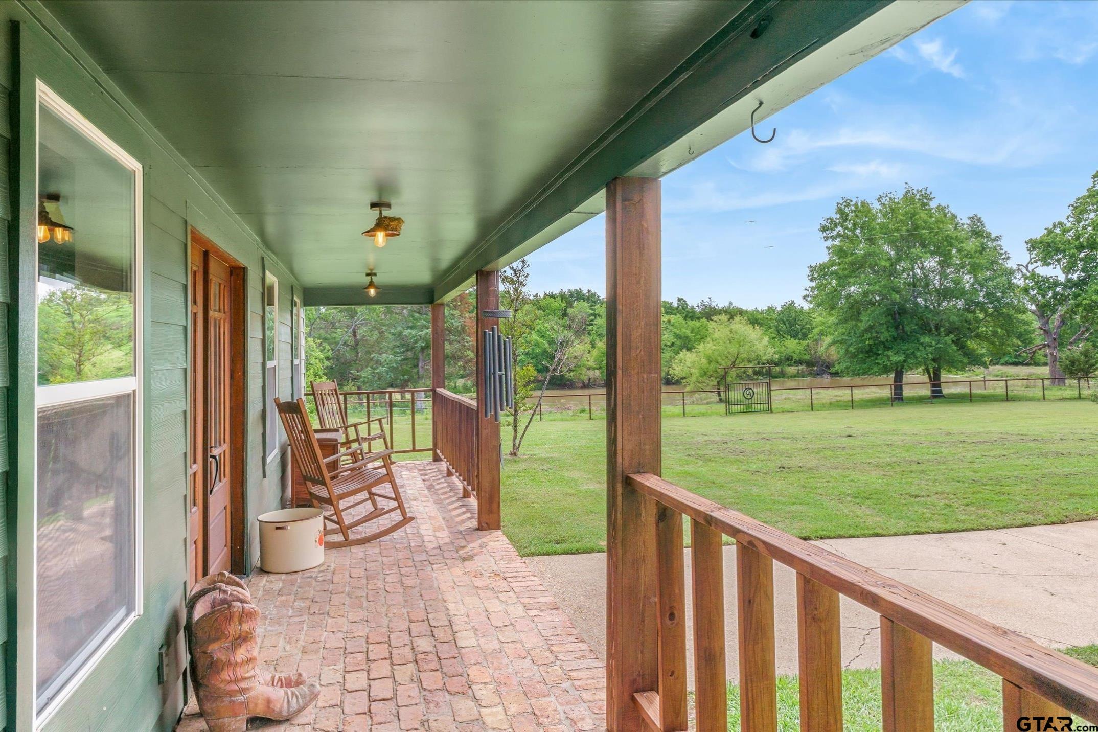 11101 County Road 104, Kaufman, TX, 75142, USA, 4 Bedrooms Bedrooms, ,3 BathroomsBathrooms,Residential,Active,11101 County Road 104,26006446