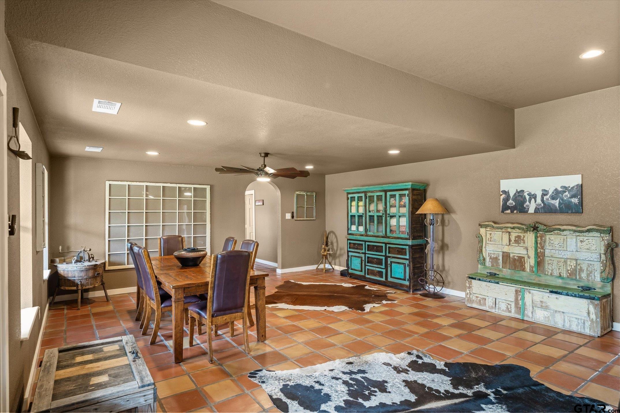 11101 County Road 104, Kaufman, TX, 75142, USA, 4 Bedrooms Bedrooms, ,3 BathroomsBathrooms,Residential,Active,11101 County Road 104,26006446