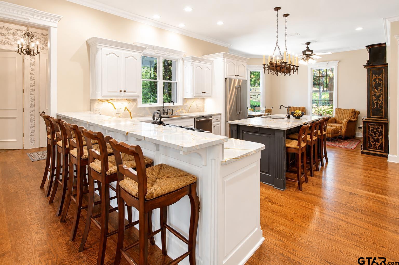 3889 Brighton Creek Cir