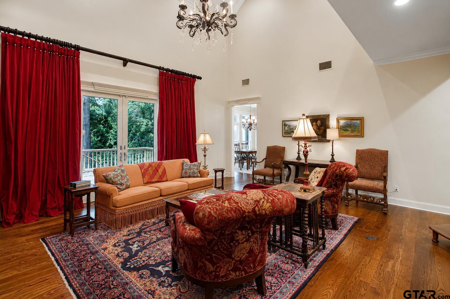 3889 Brighton Creek Cir