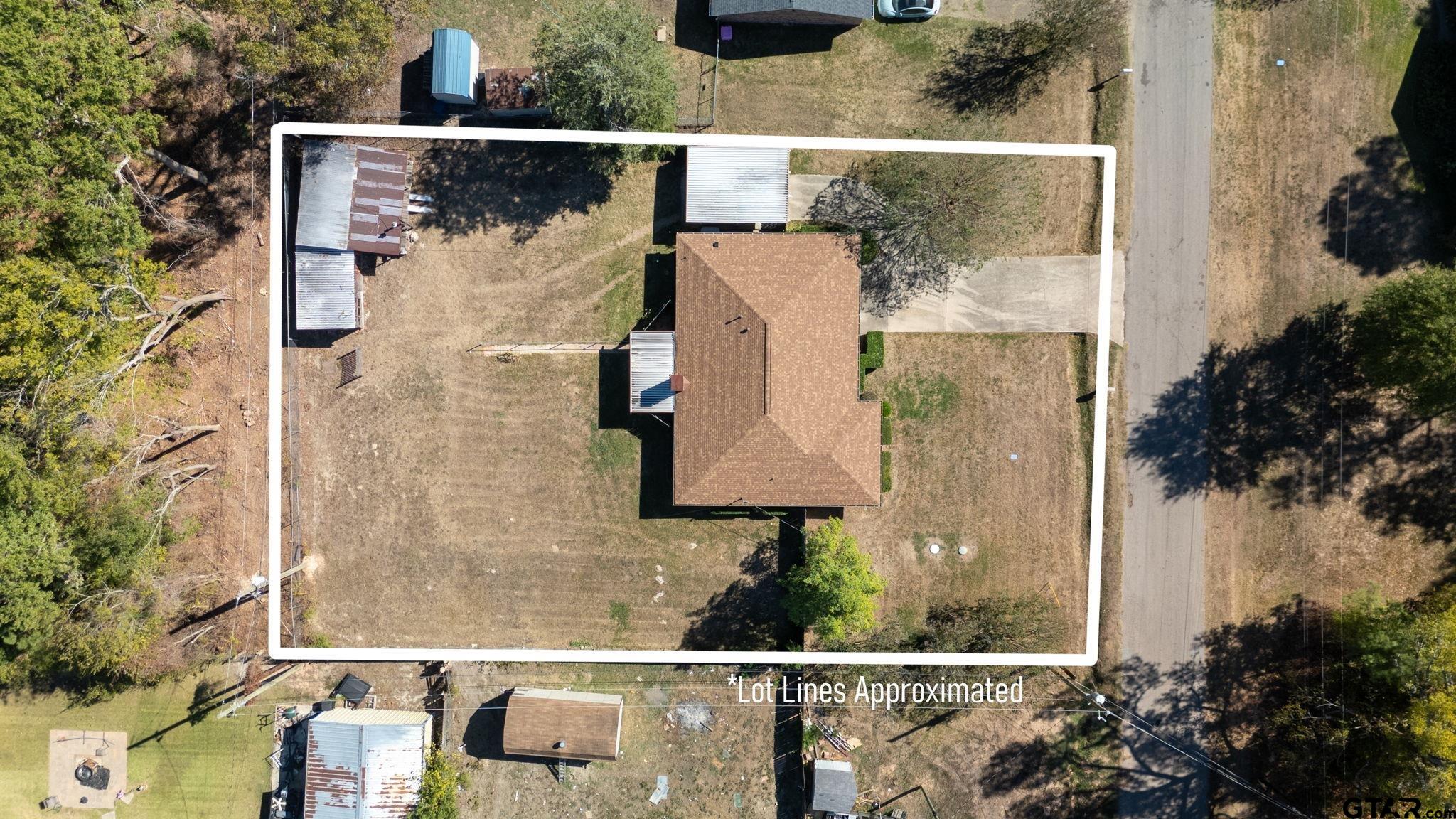115 Woodland Trl