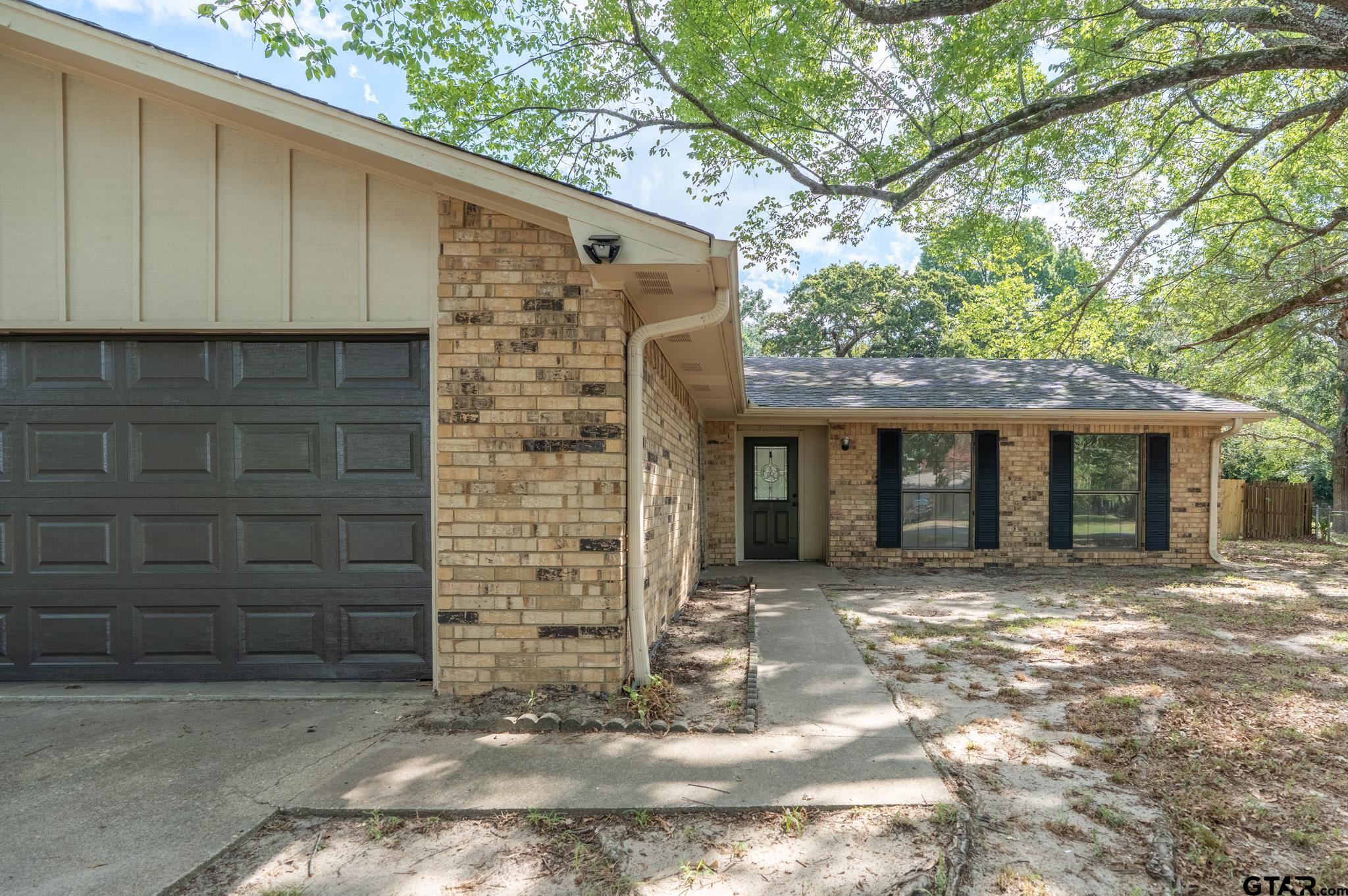 17551 Kristopher Cir