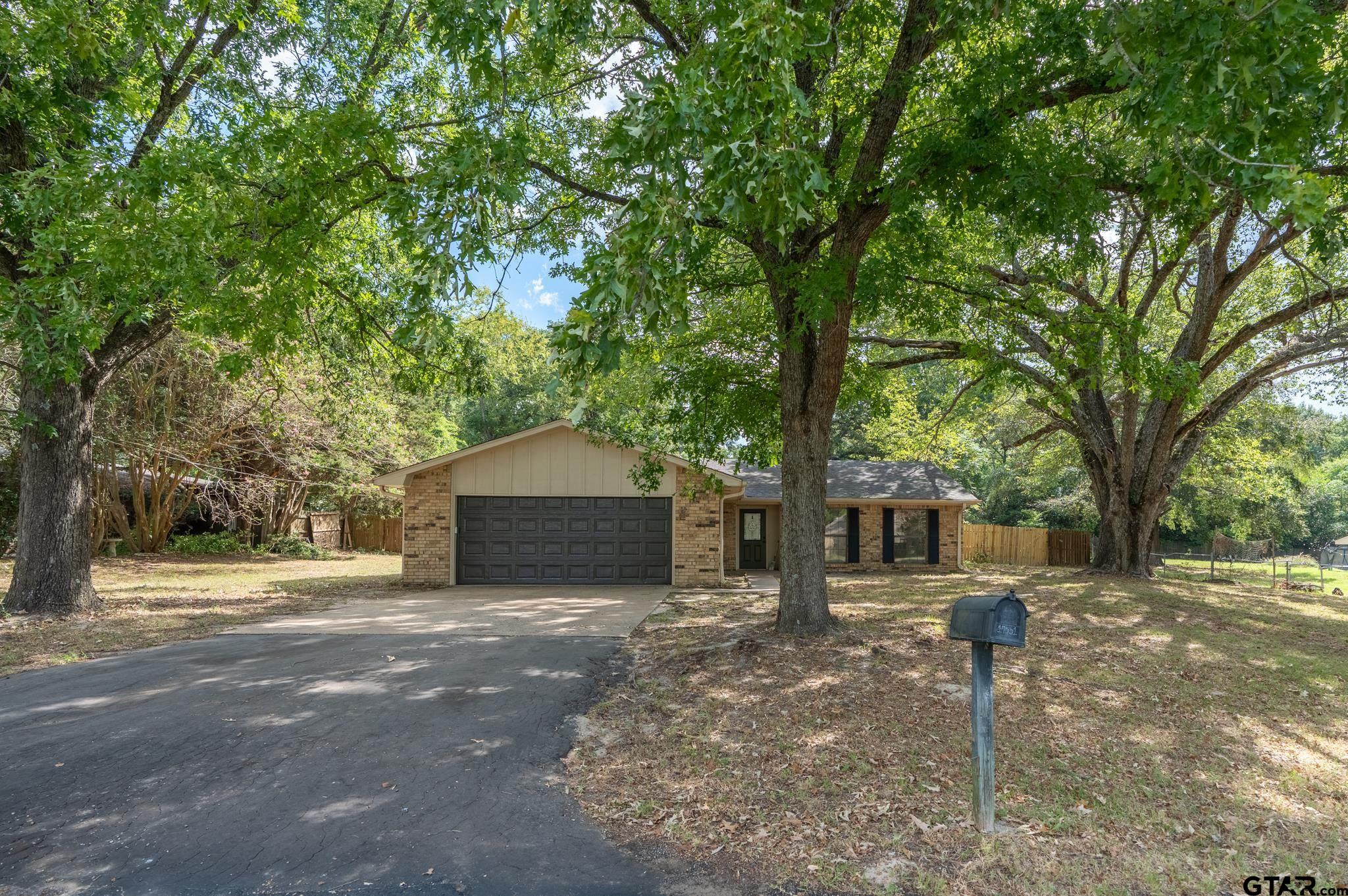 17551 Kristopher Cir