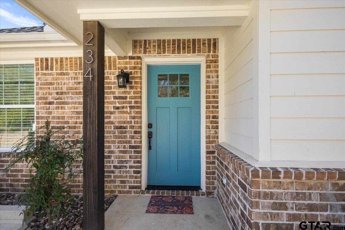 234 Sabinal Dr.