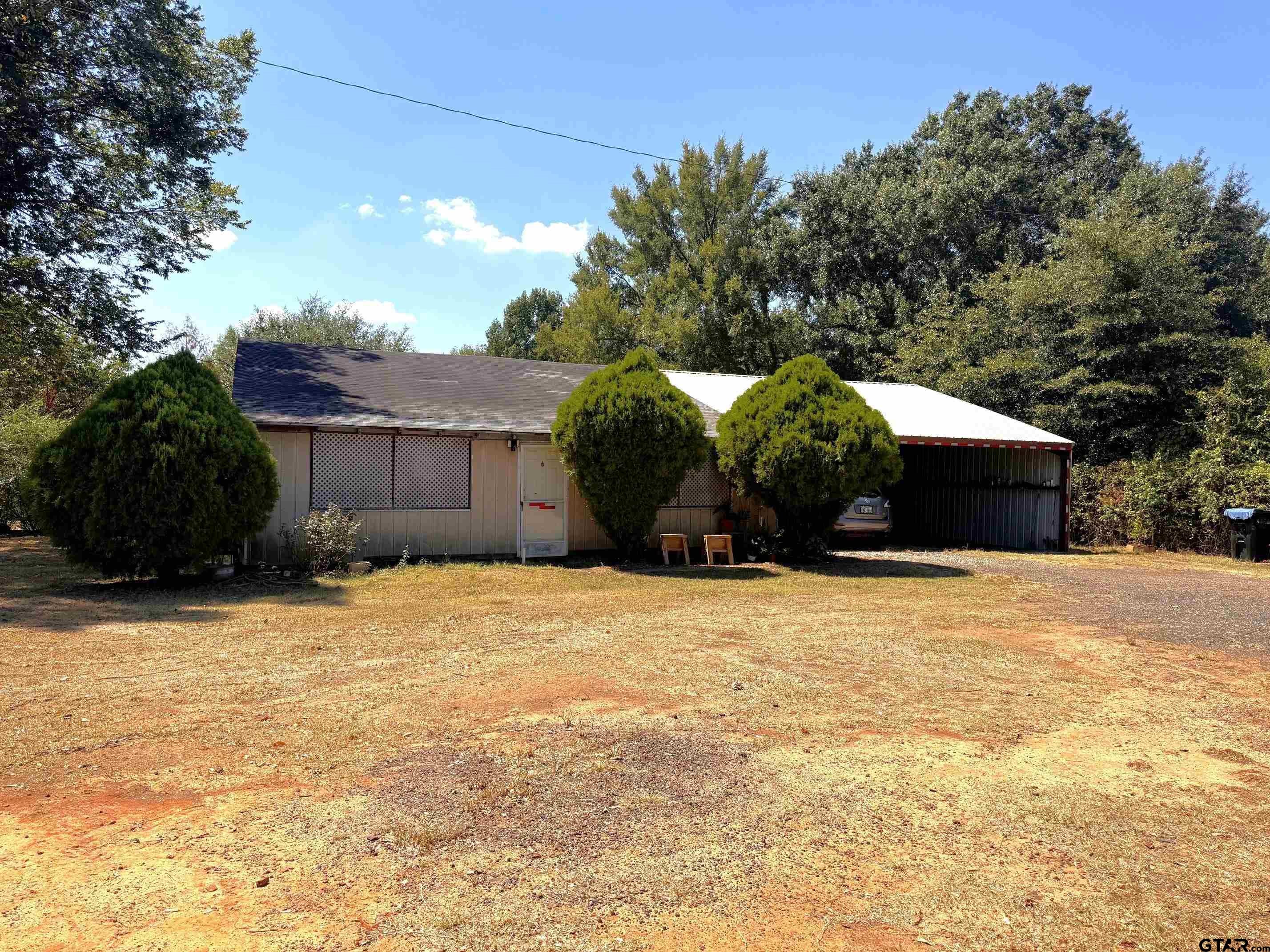 7205 N Hwy 271