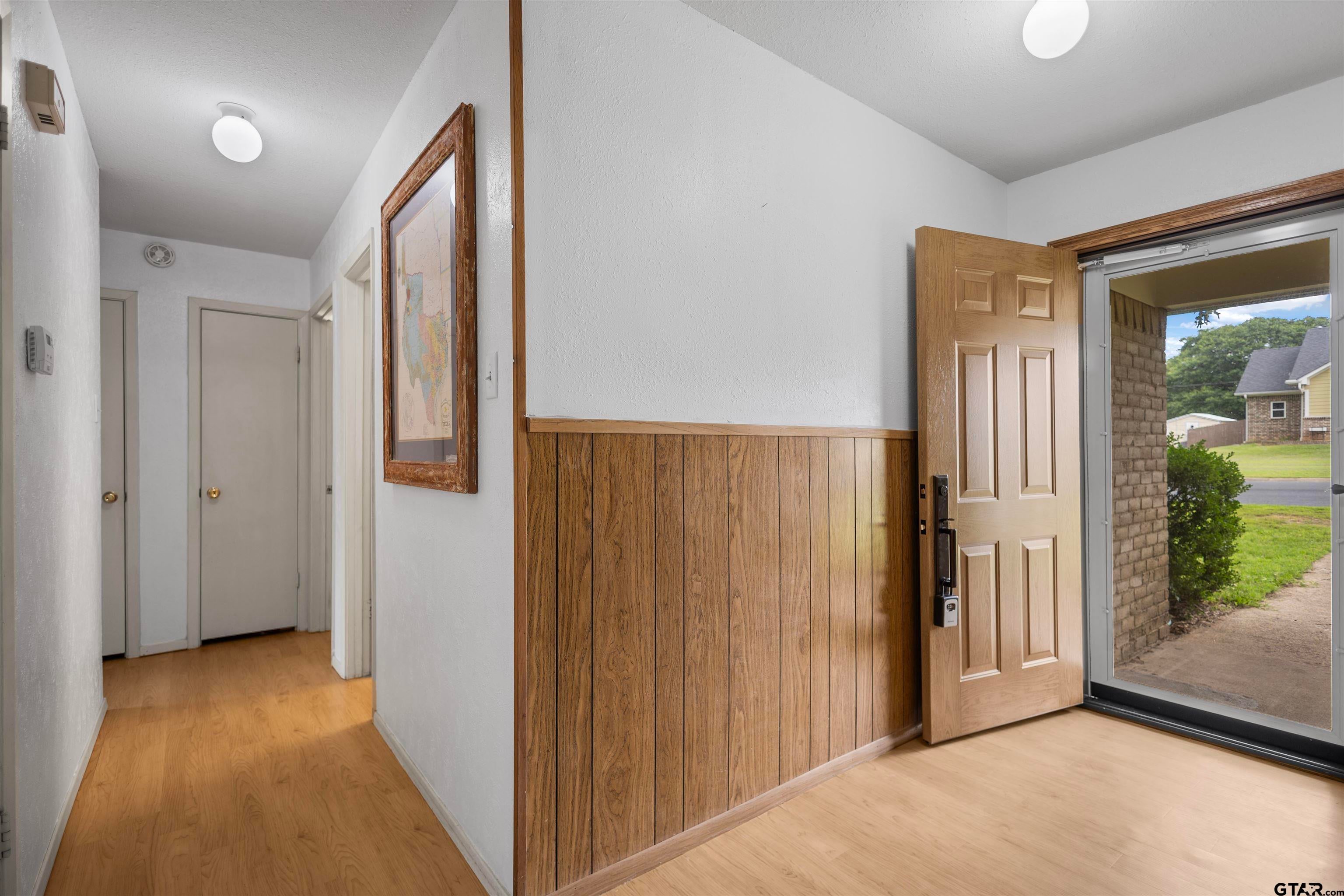1009 Caprice Dr.
