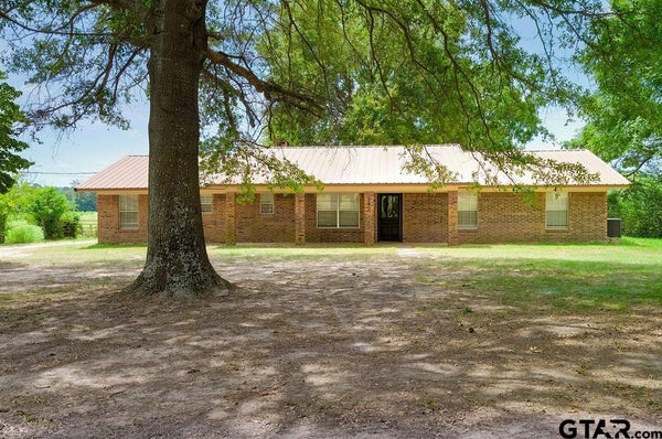 252 COUNTY ROAD 4108, DAINGERFIELD, TX 75638 - Image cce58772853b68bb638359ba28fa15f8/2631081235
