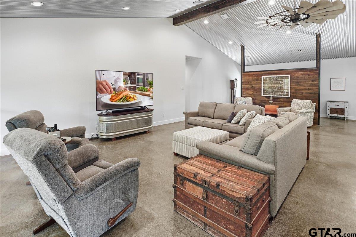 448 County Road 3955