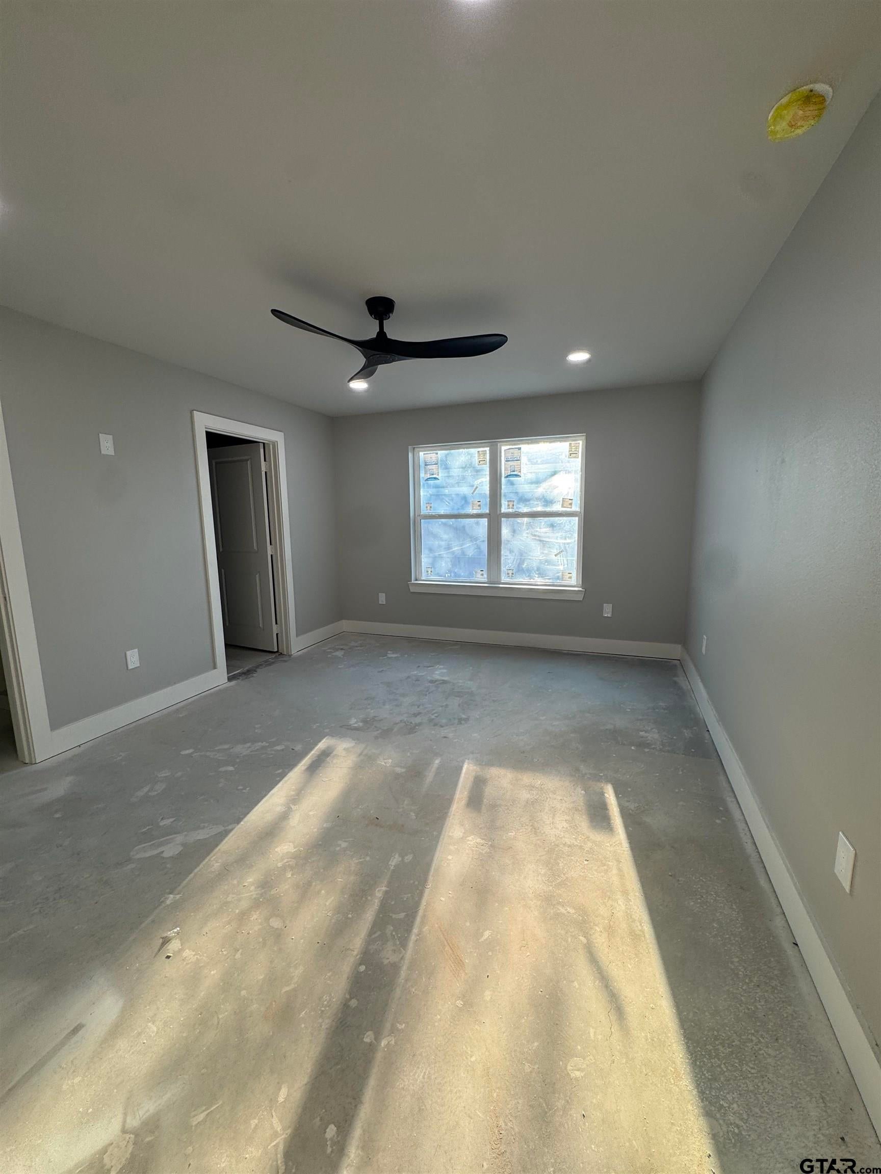 2903 Oliver St.