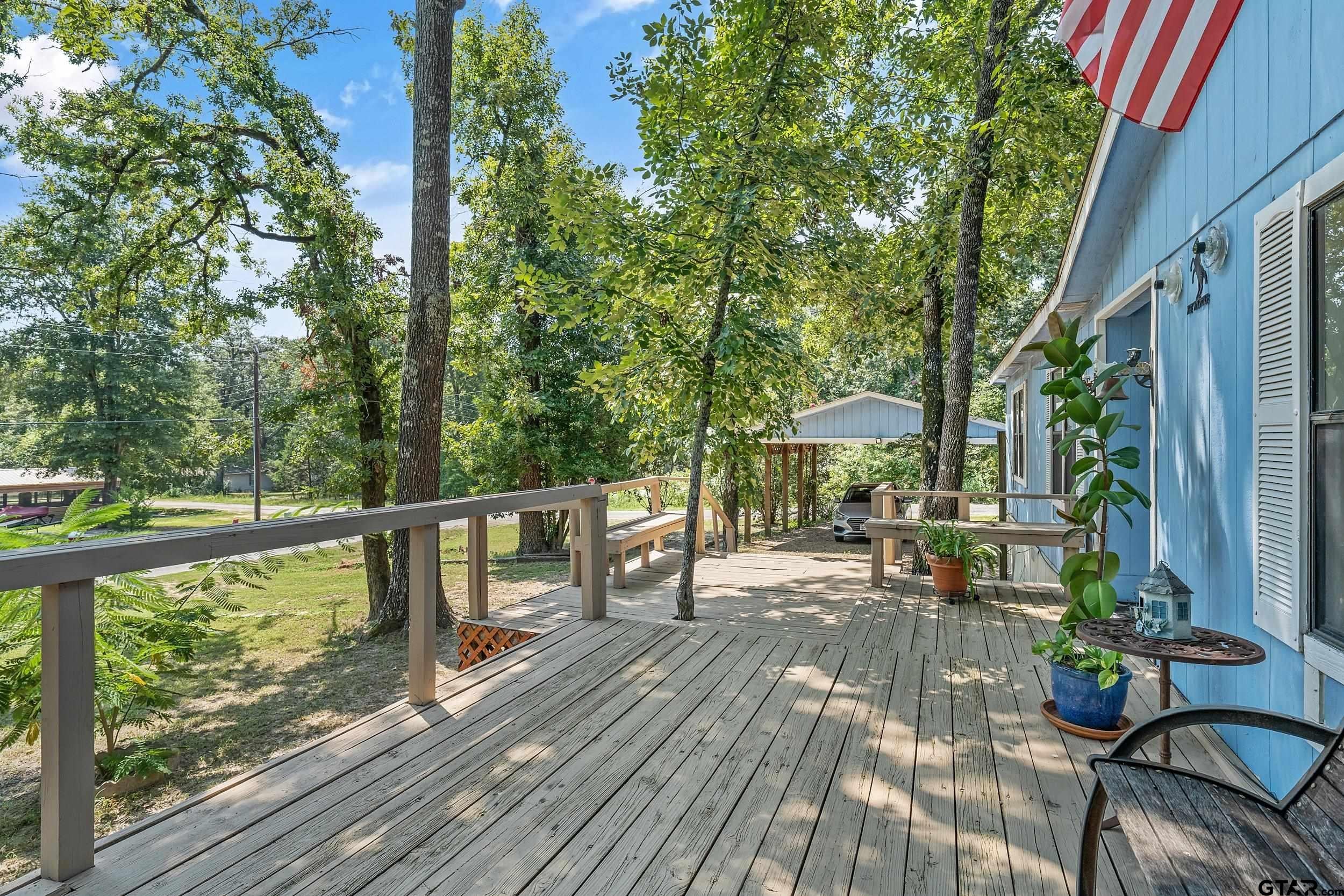 110 SYCAMORE (Hickory Hills & Sycamore)
