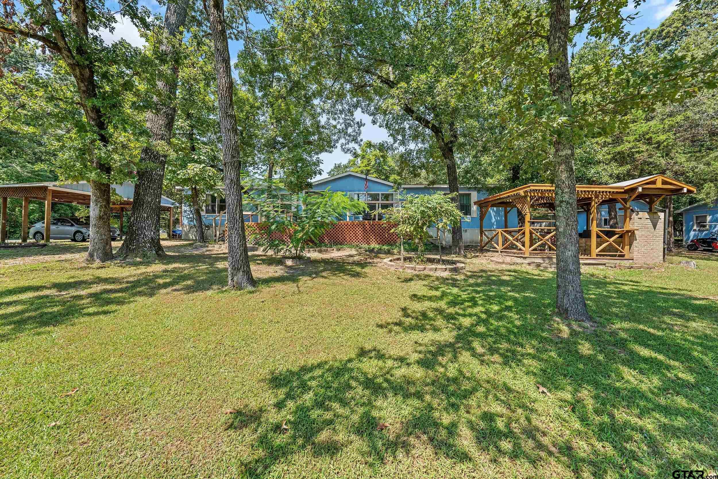 110 SYCAMORE (Hickory Hills & Sycamore)