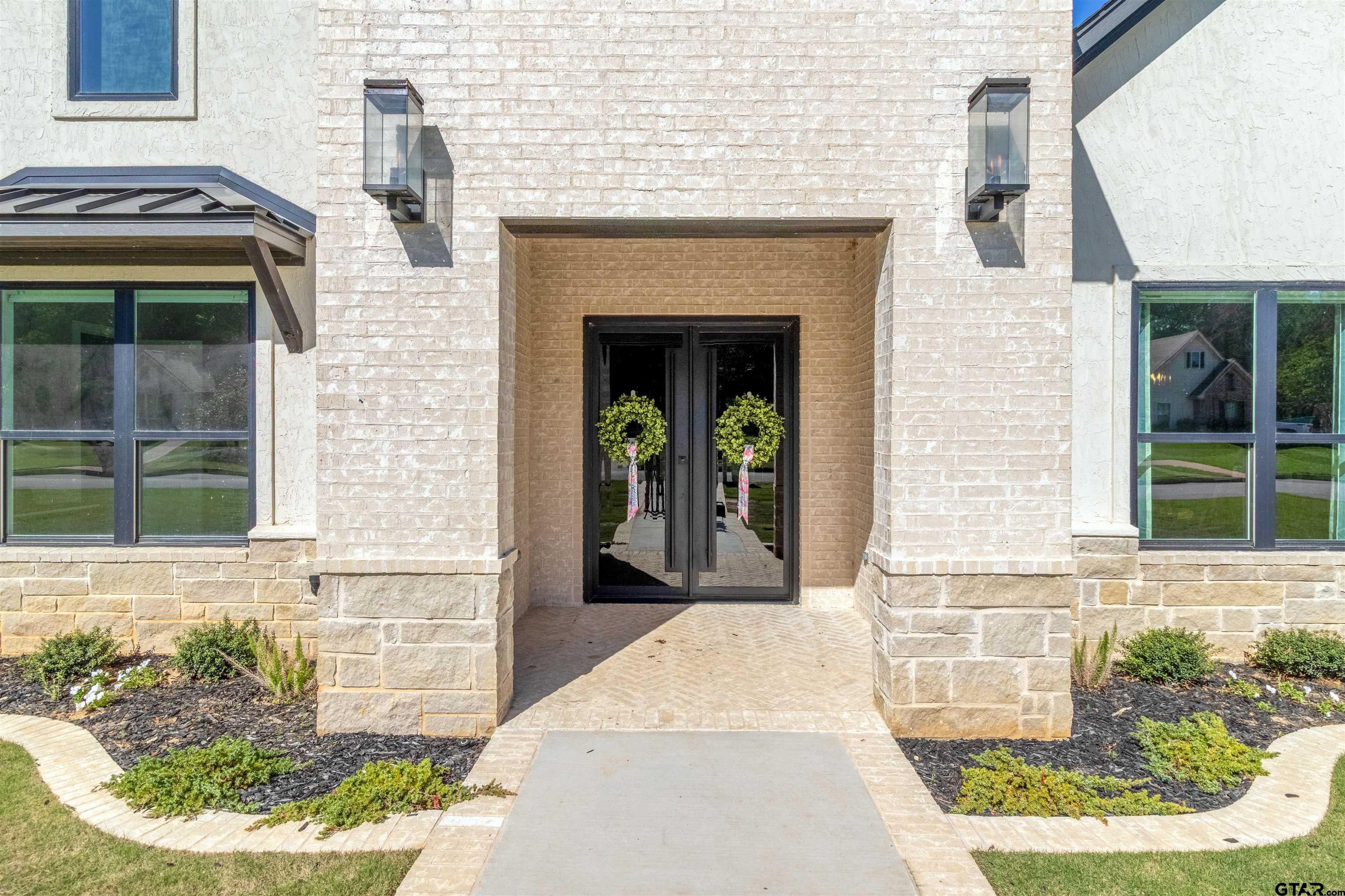 12240 Jazmin Cir