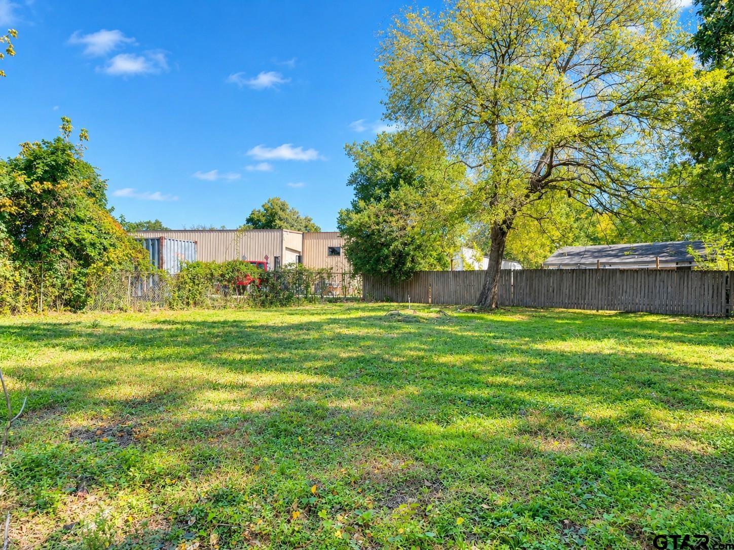 1320 Gibson Ave.