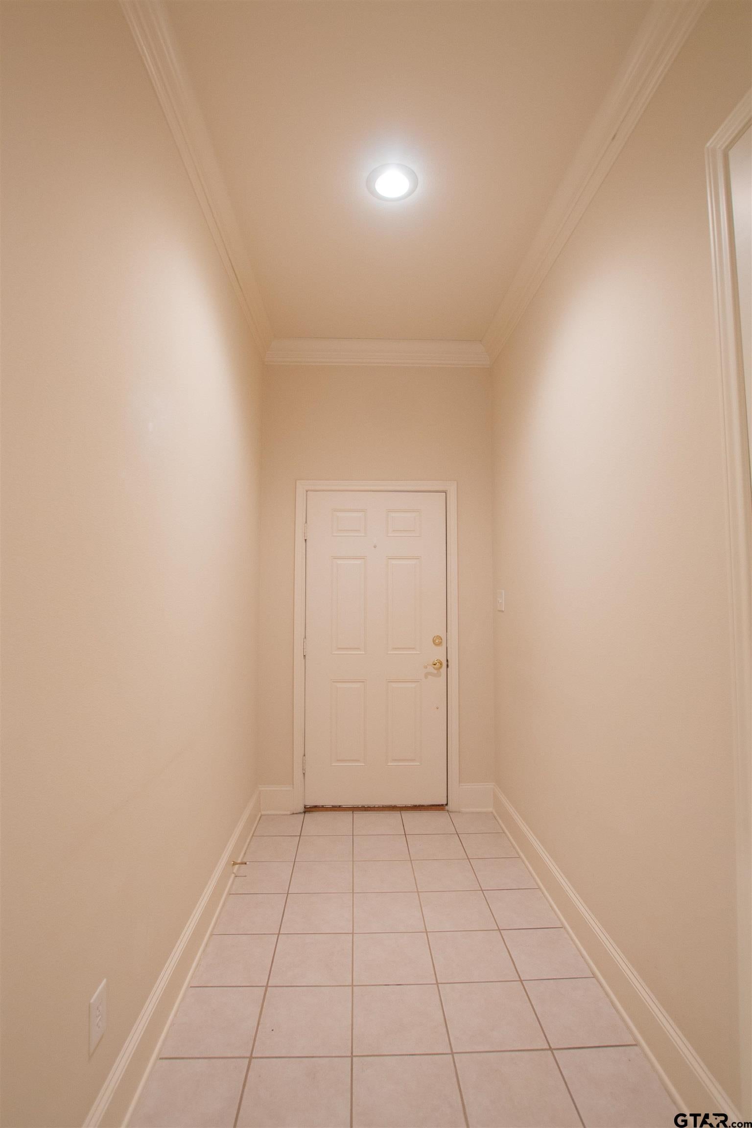 2430 Dietz Ln