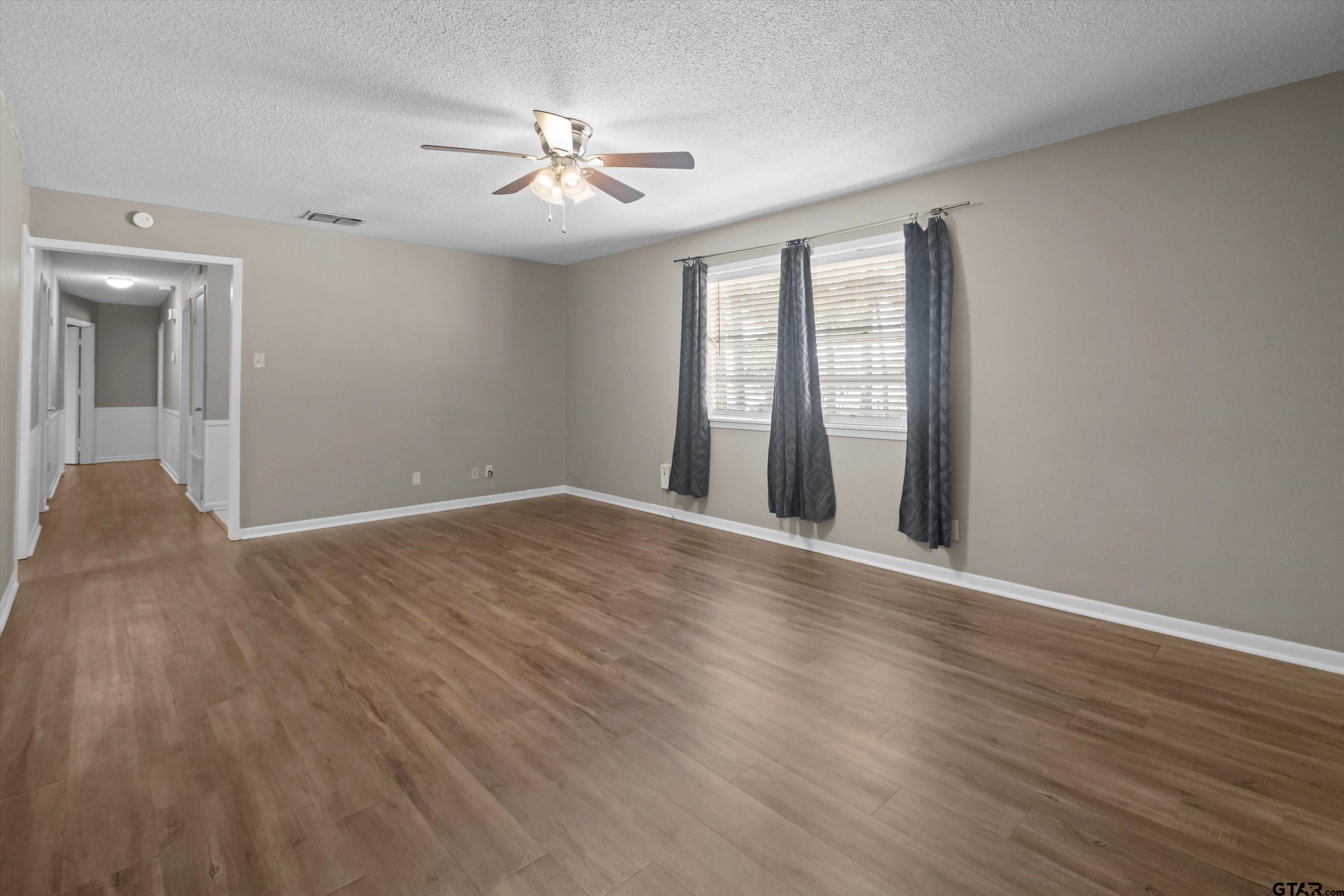 2318 Donnybrook Ave.