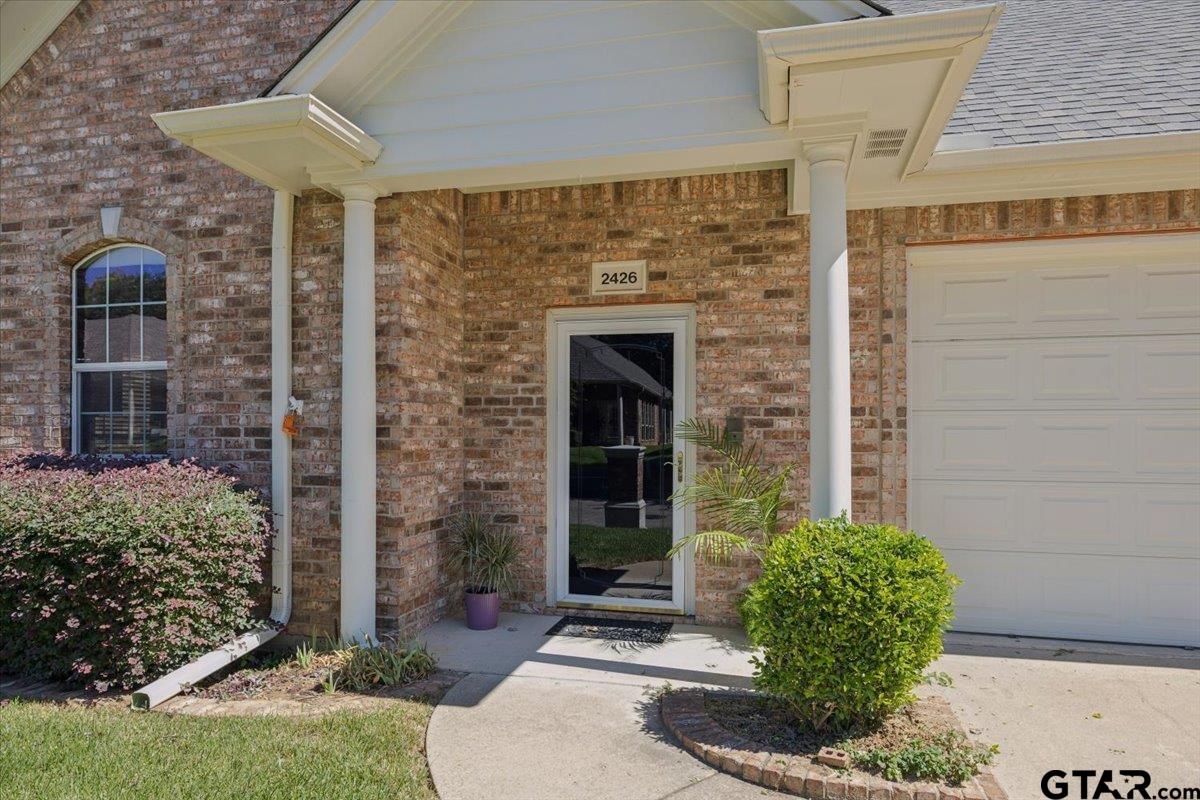 2426 Homestead